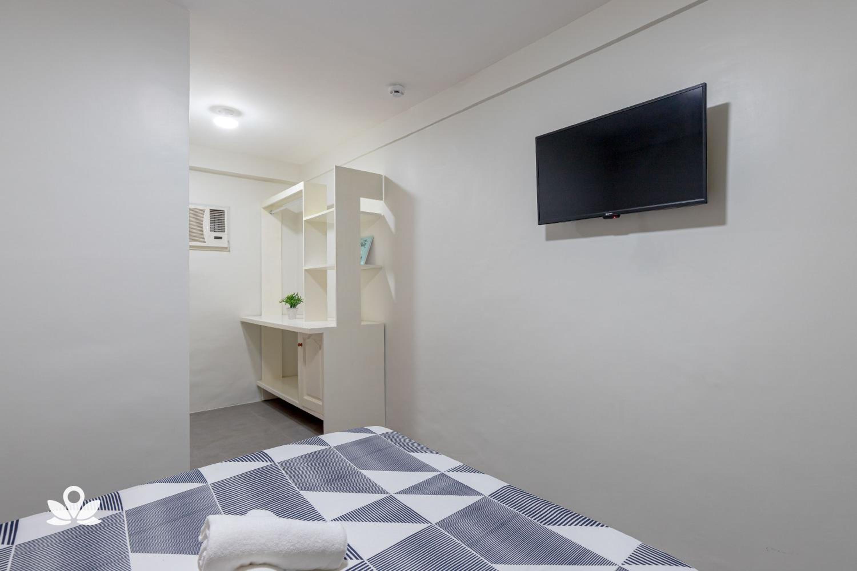 Standard Queen Room - Photo 4