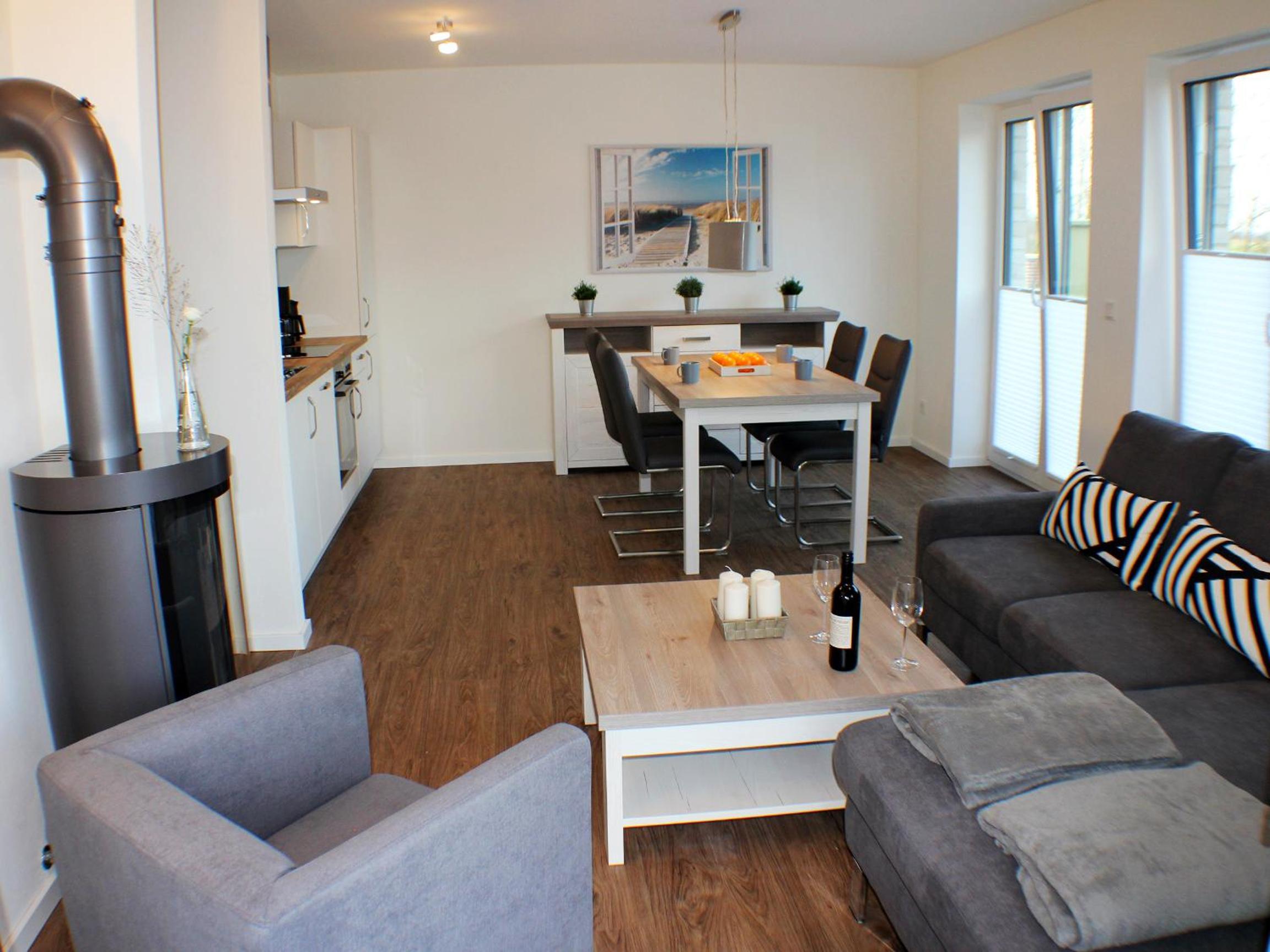 Apartment with Terrace photo 1