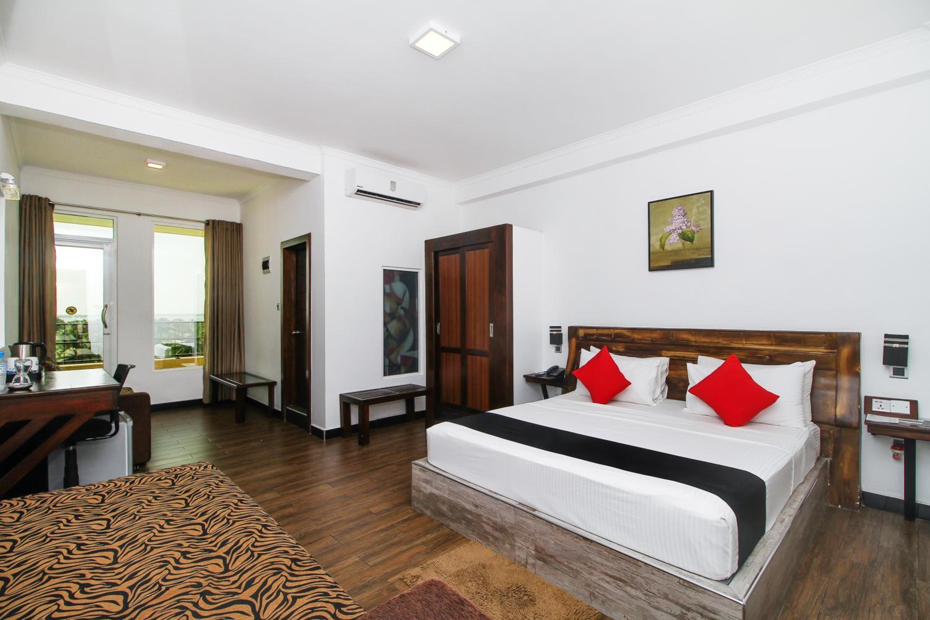 Deluxe Double Room photo 2