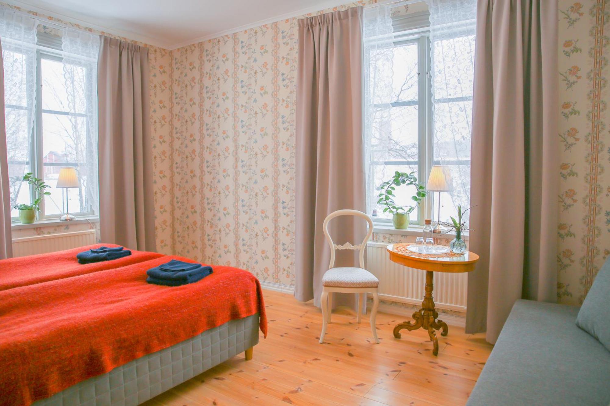 Triple Room with Shared Bathroom photo 1