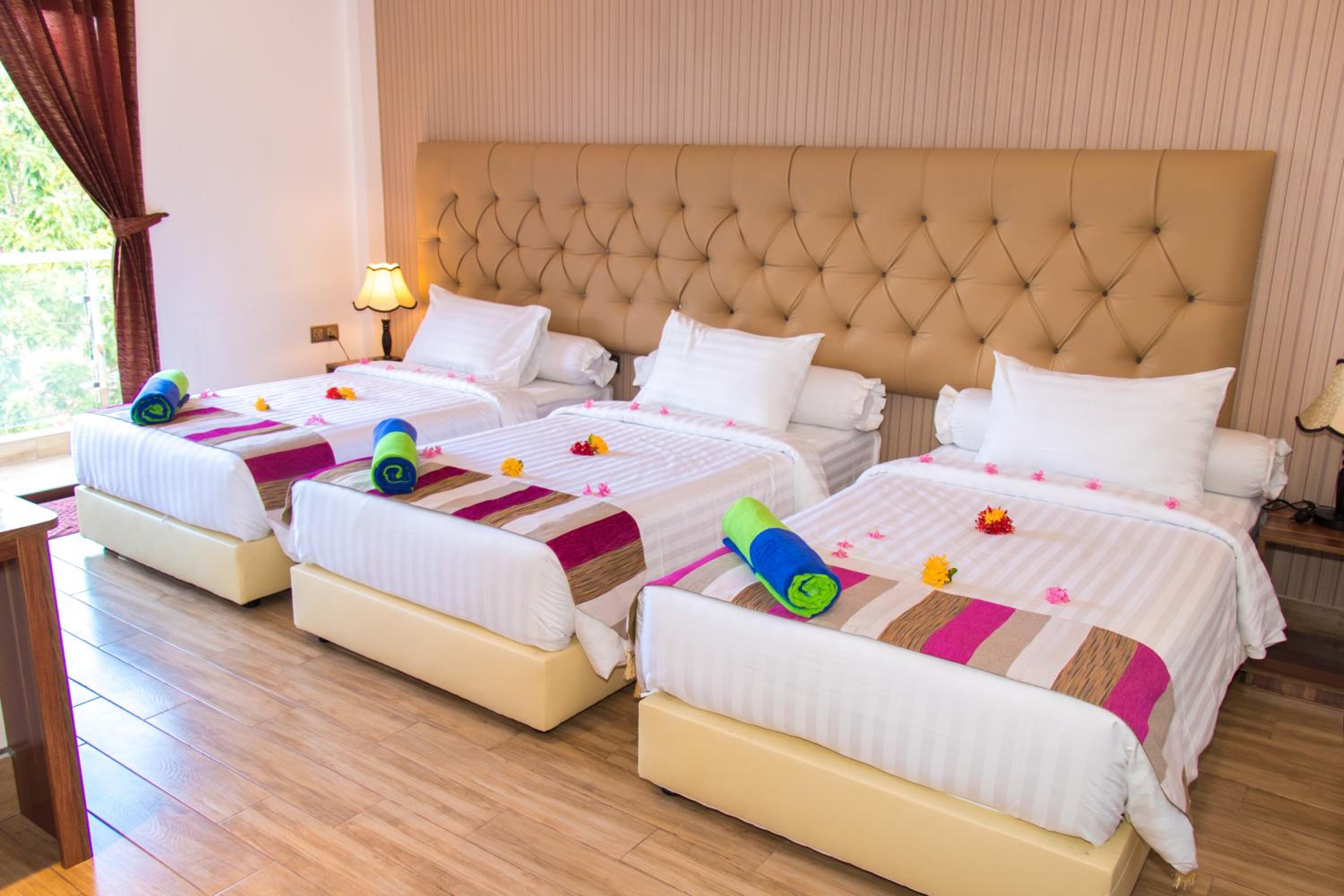 Triple Room - Photo 6