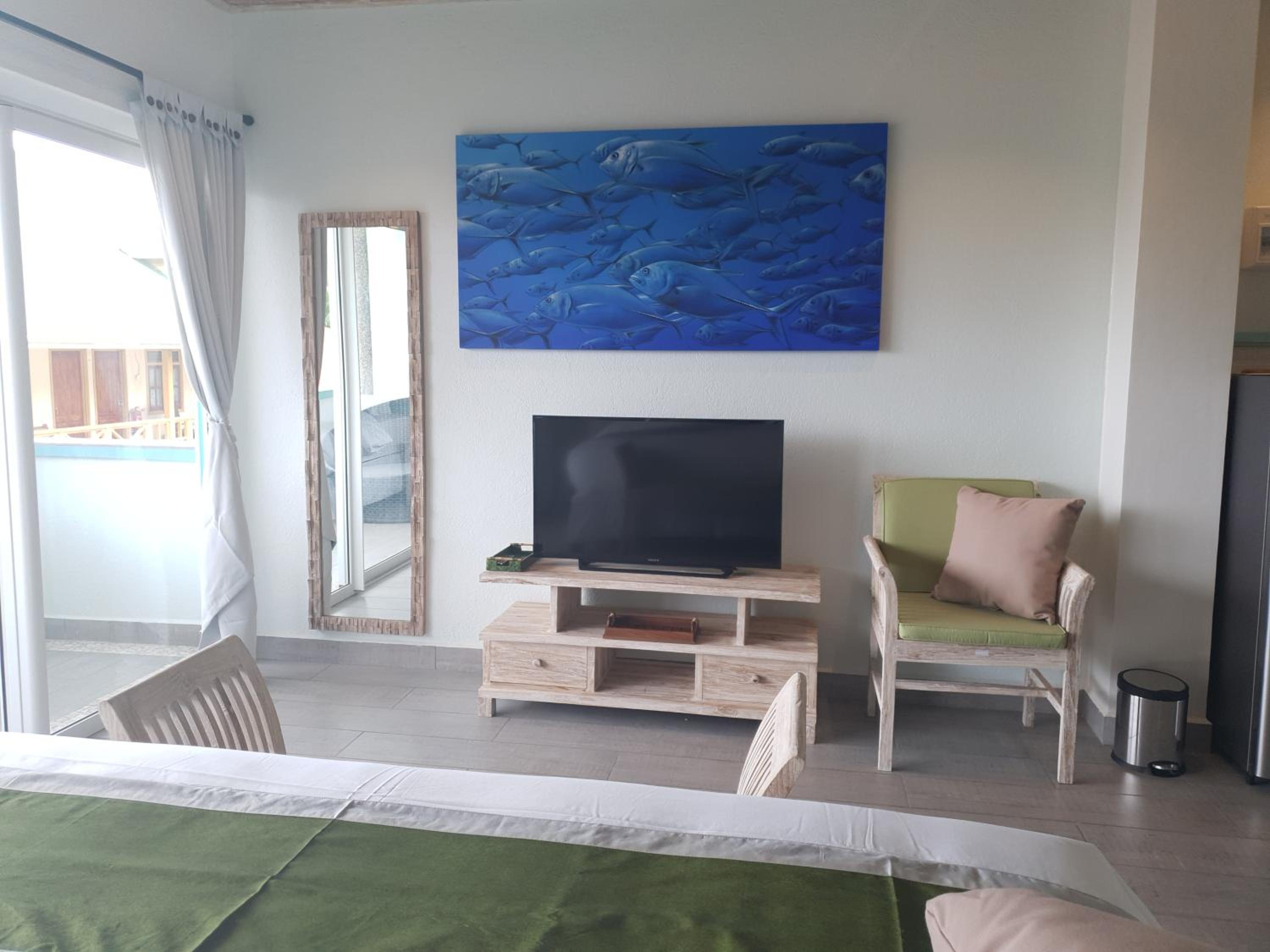 Studio with Sea View - Photo 3