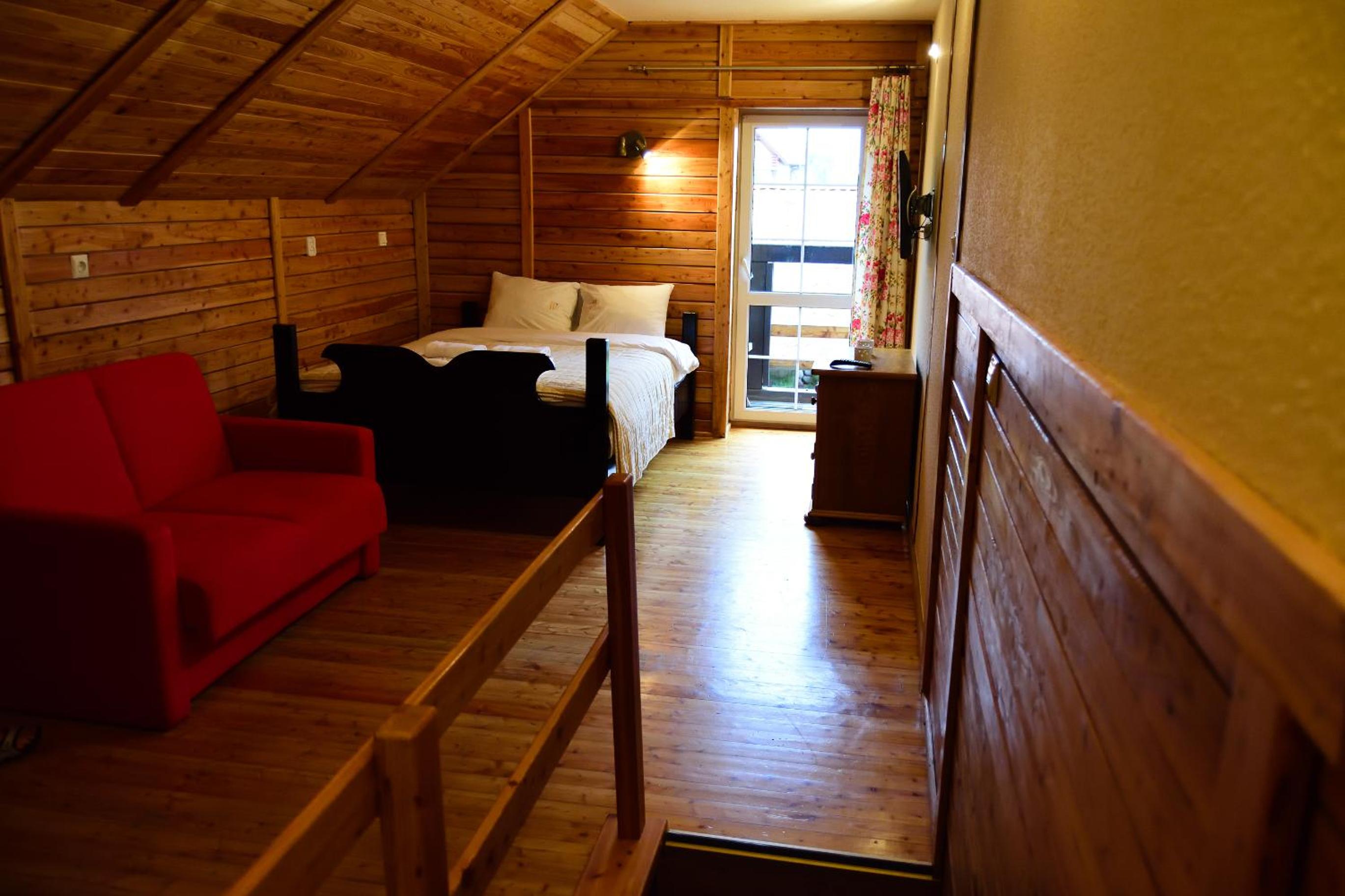 Triple Room with Terrace photo 2