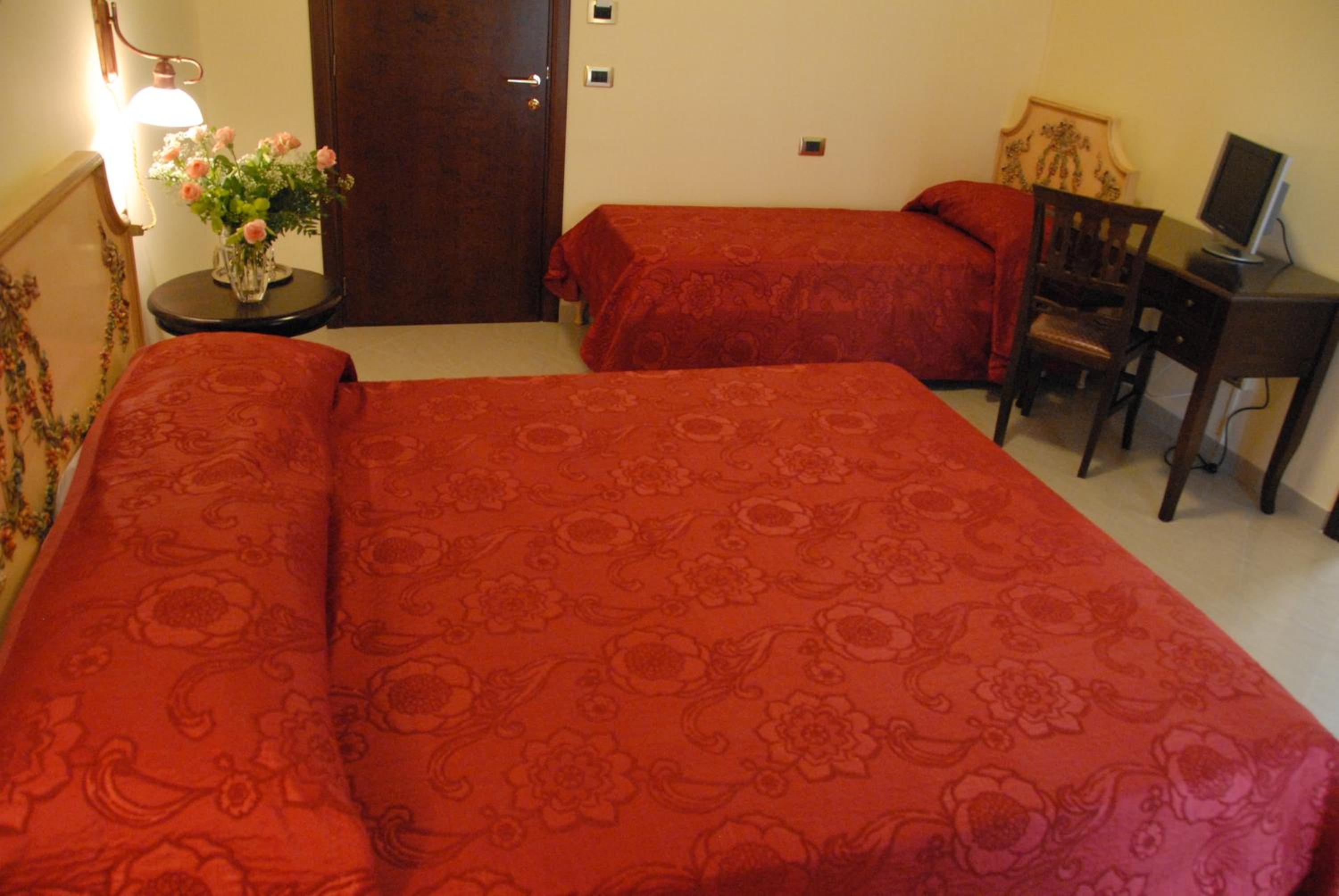 Comfort Triple Room photo 1