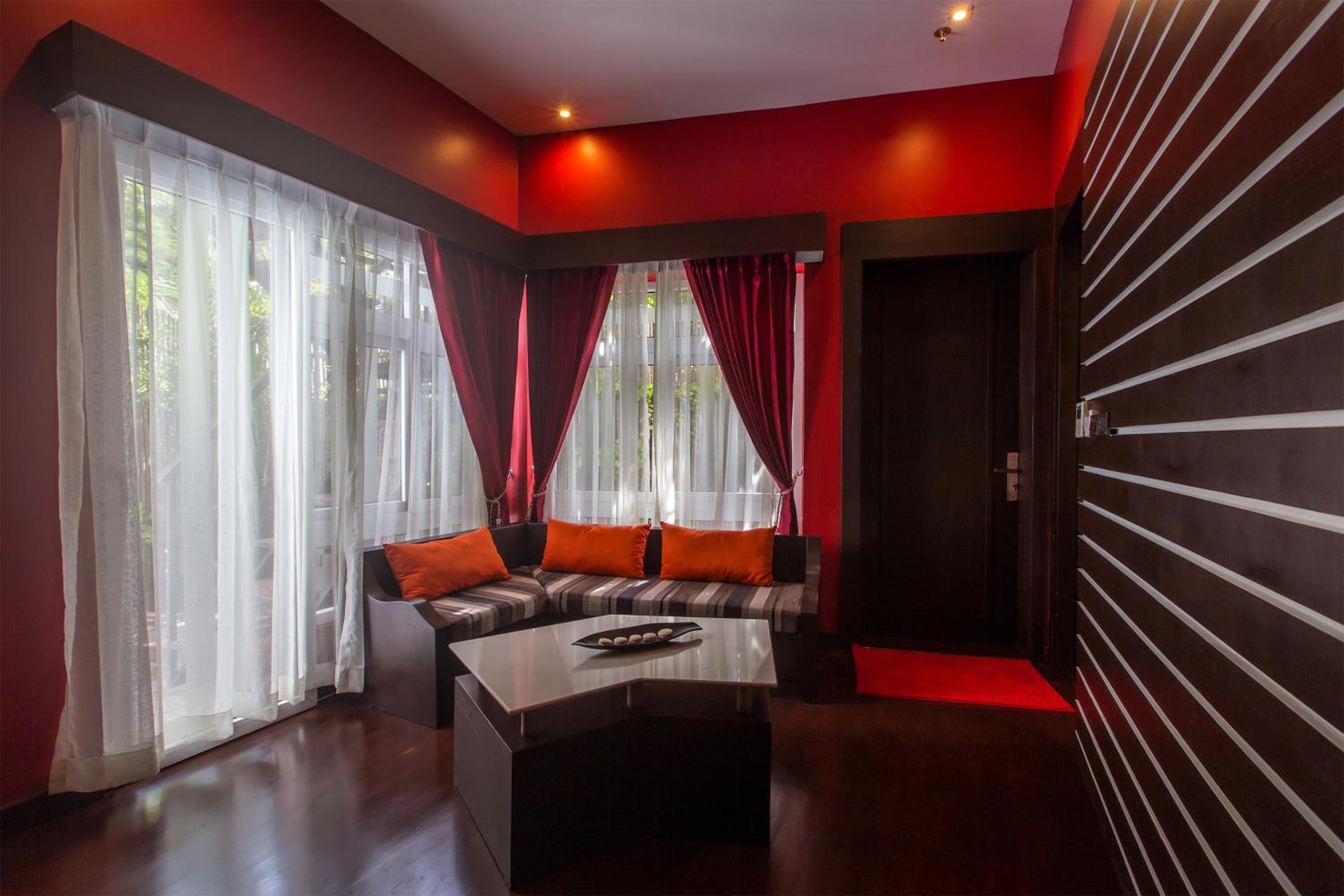 Royal Private Pool Villa 2Bedroom - Free Mini Bar + Laundry - Photo 9