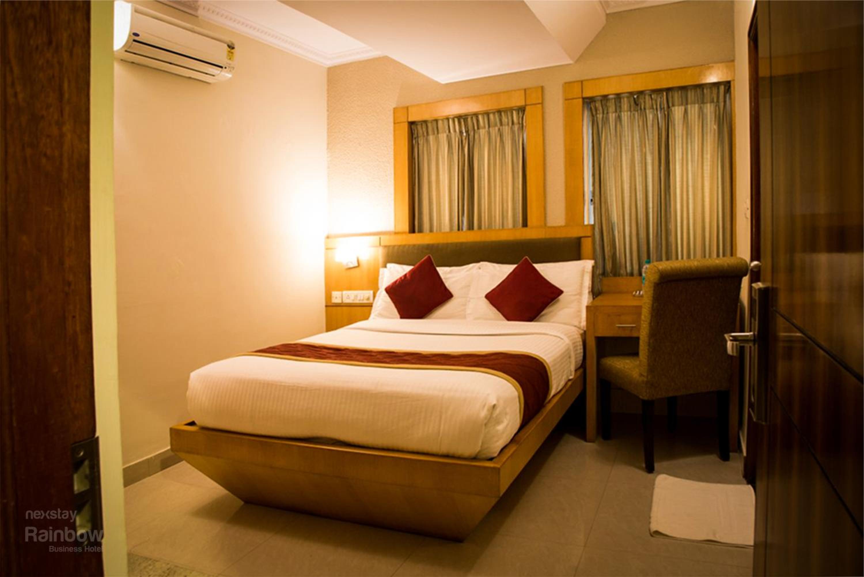 Standard Double Room - Photo 4
