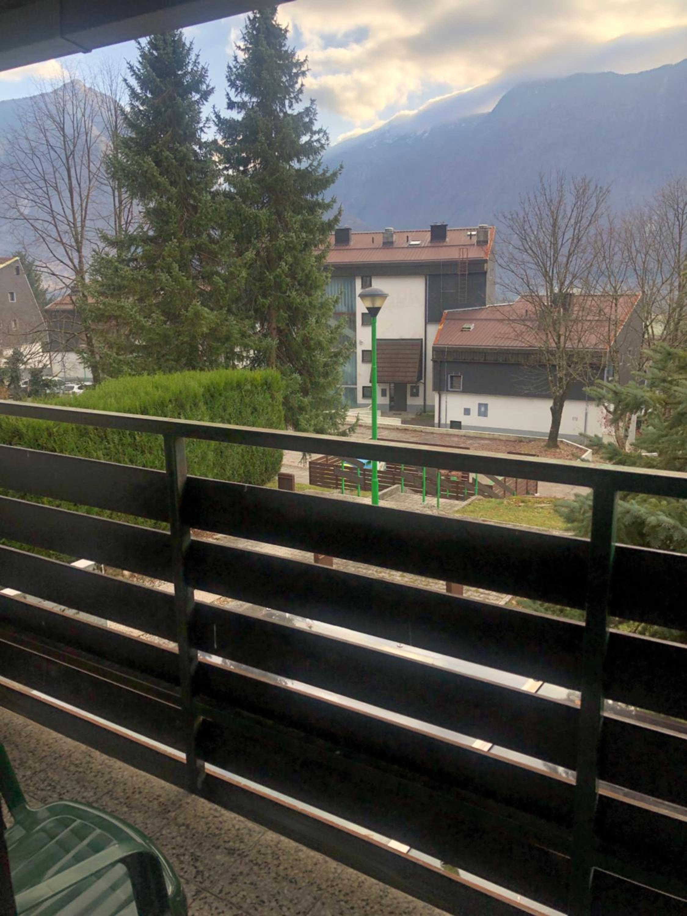 Apartment with Balcony photo 3