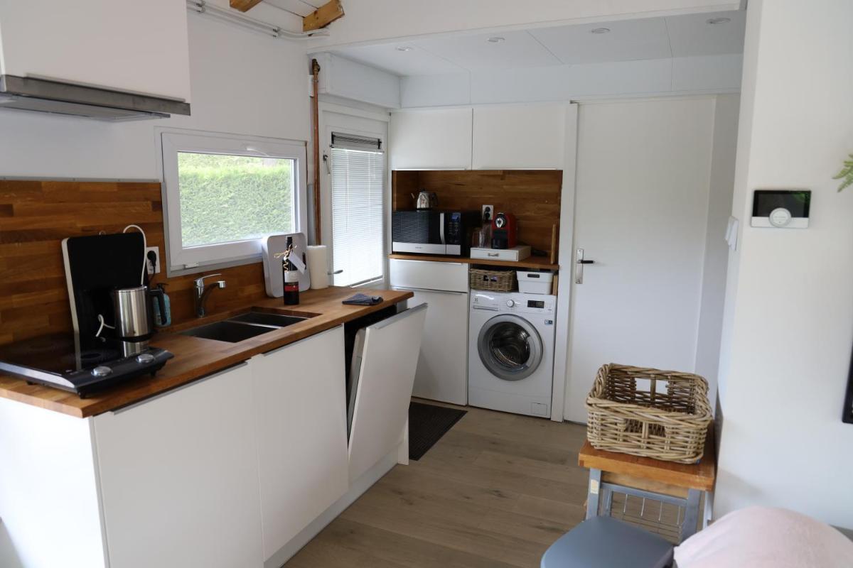Two-Bedroom House photo 2