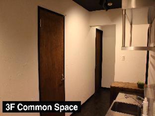Superior Family Room - Photo 9