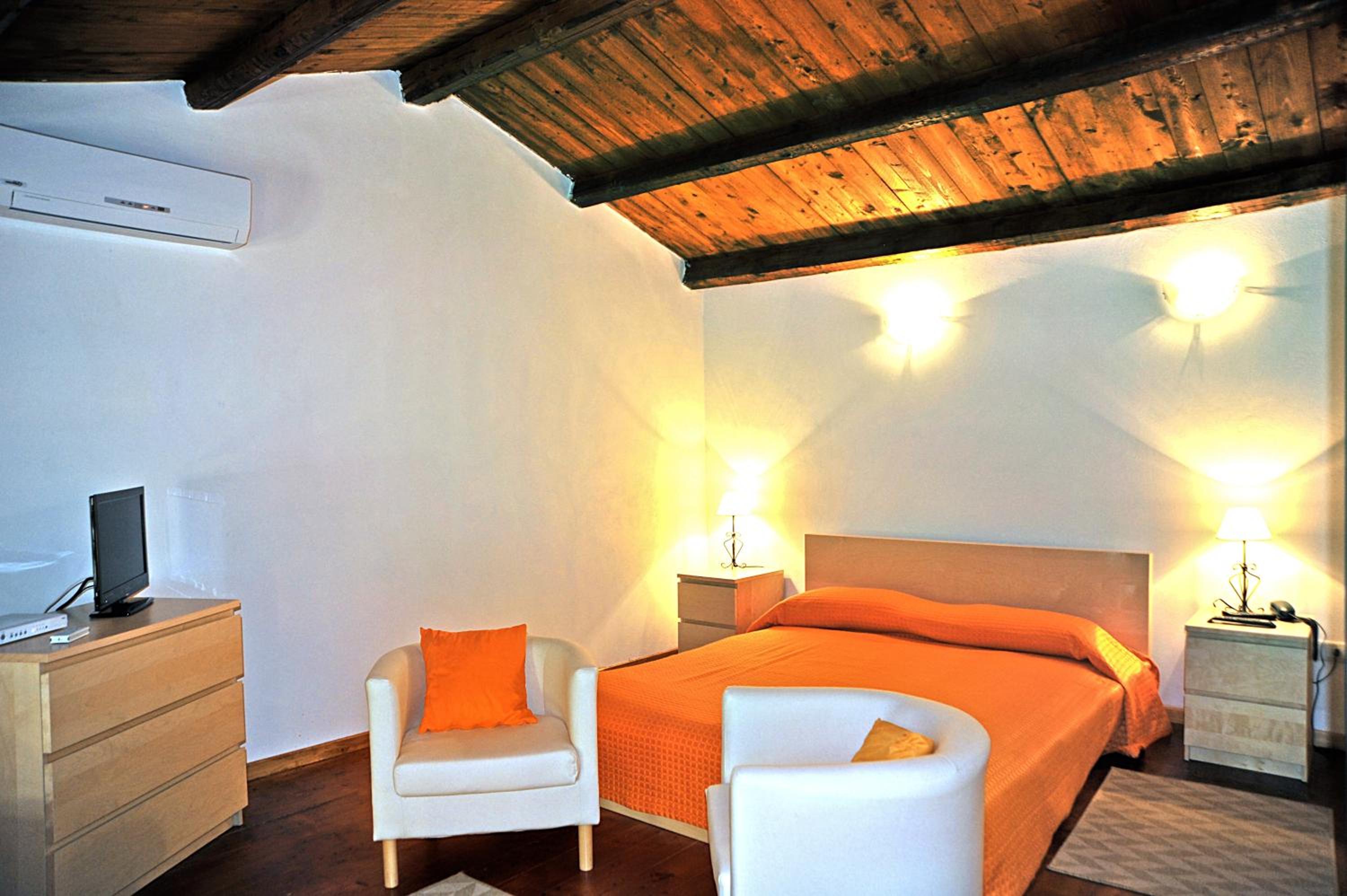 Apartment - Photo 3