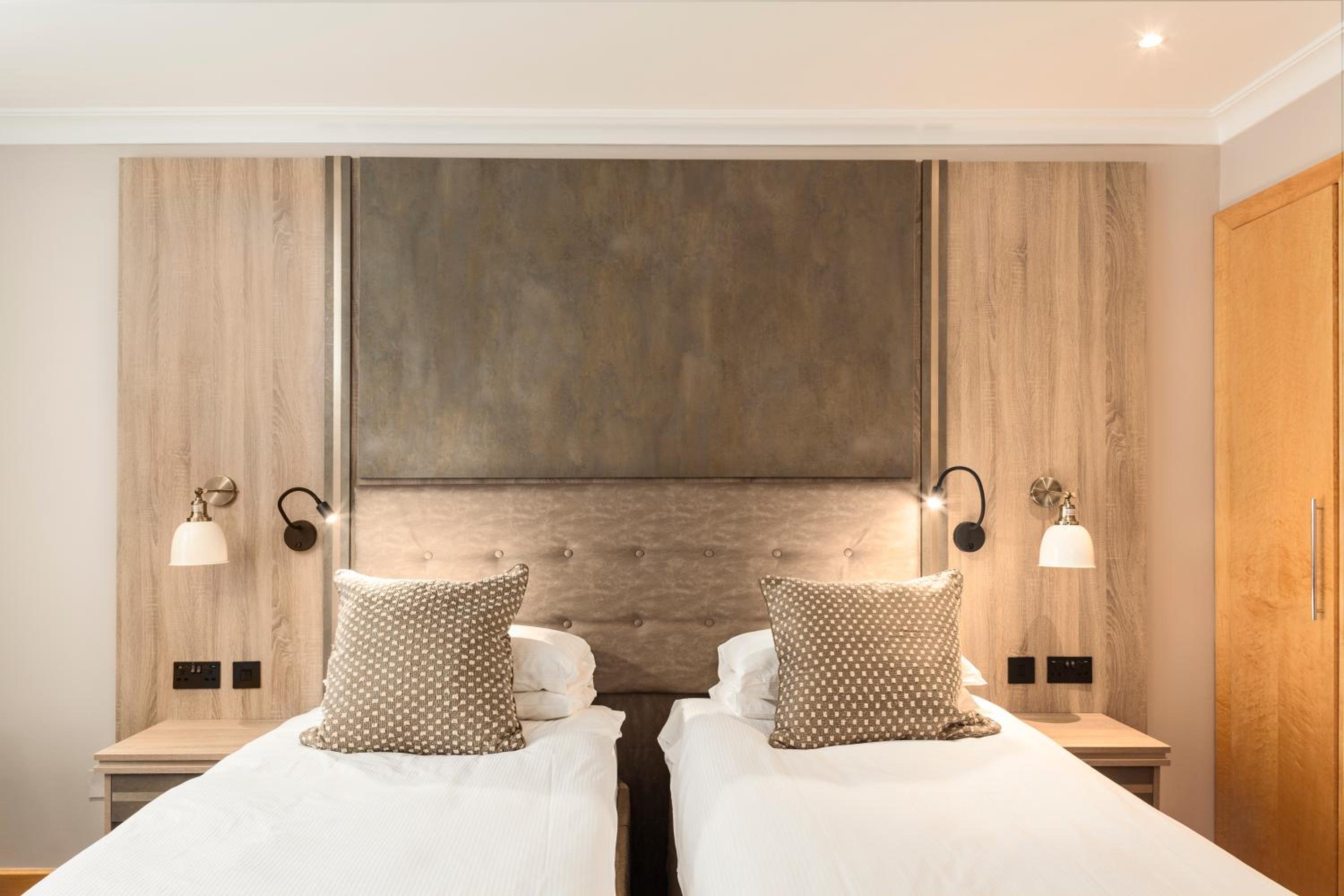 Classic Twin Room