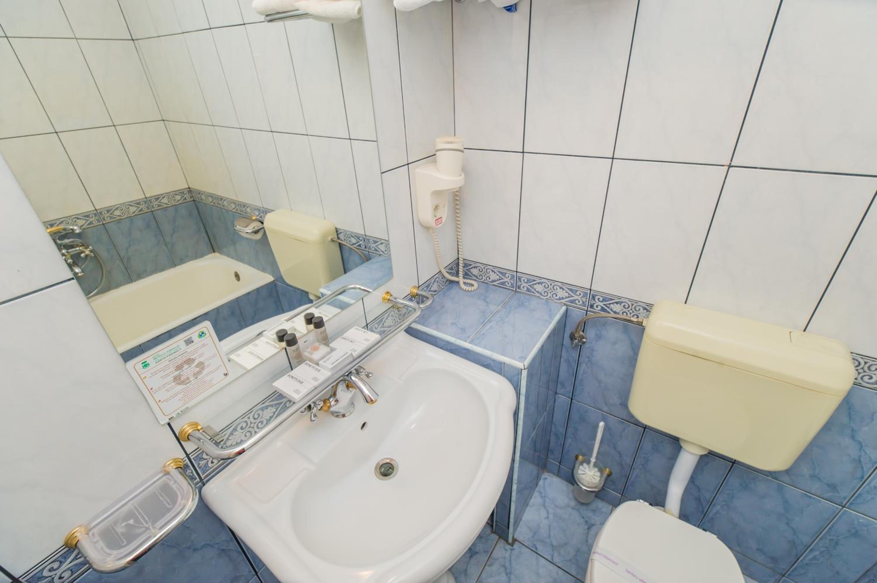 Superior Double Room - Photo 7