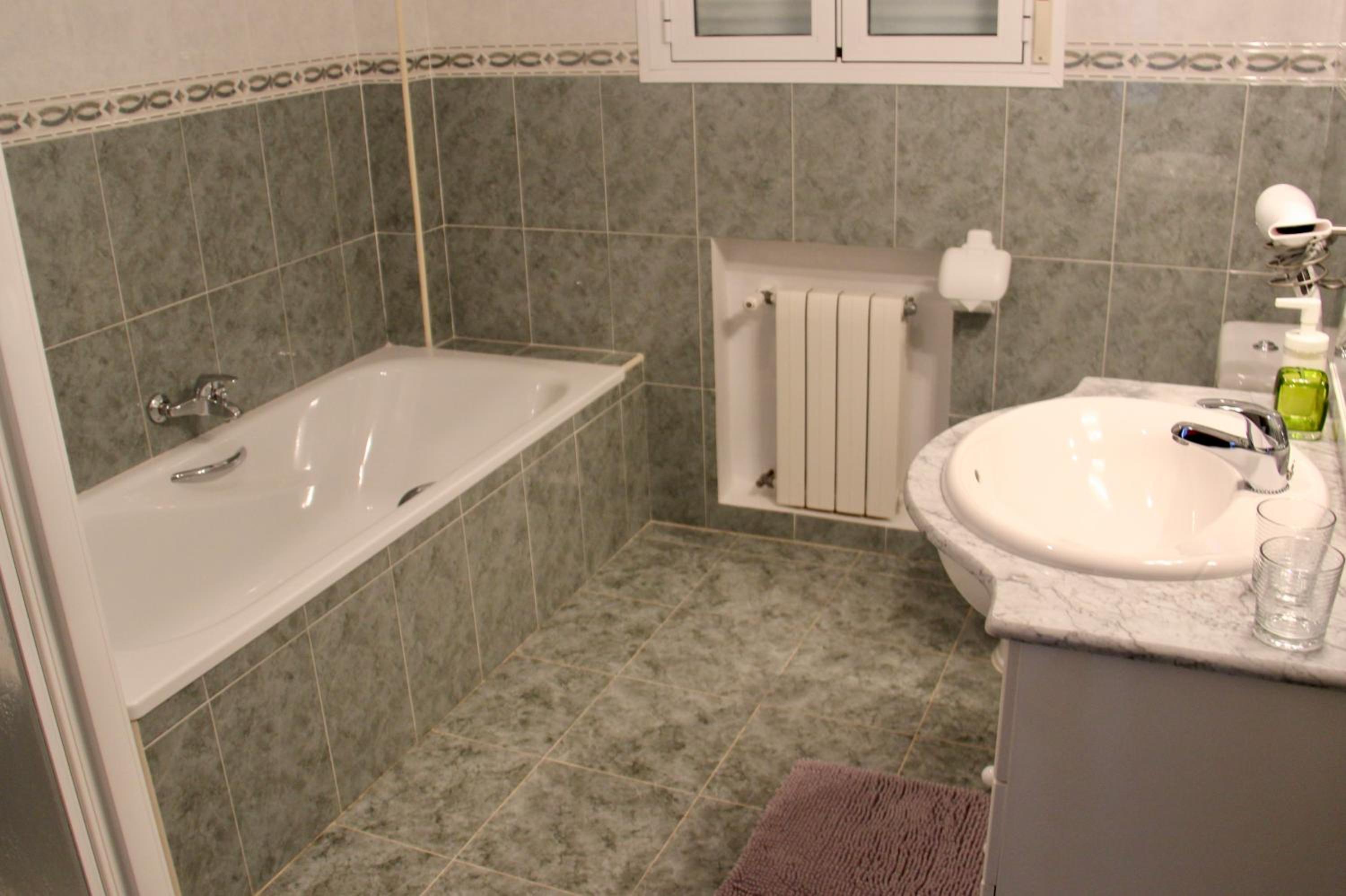 King Room with Balcony photo 2