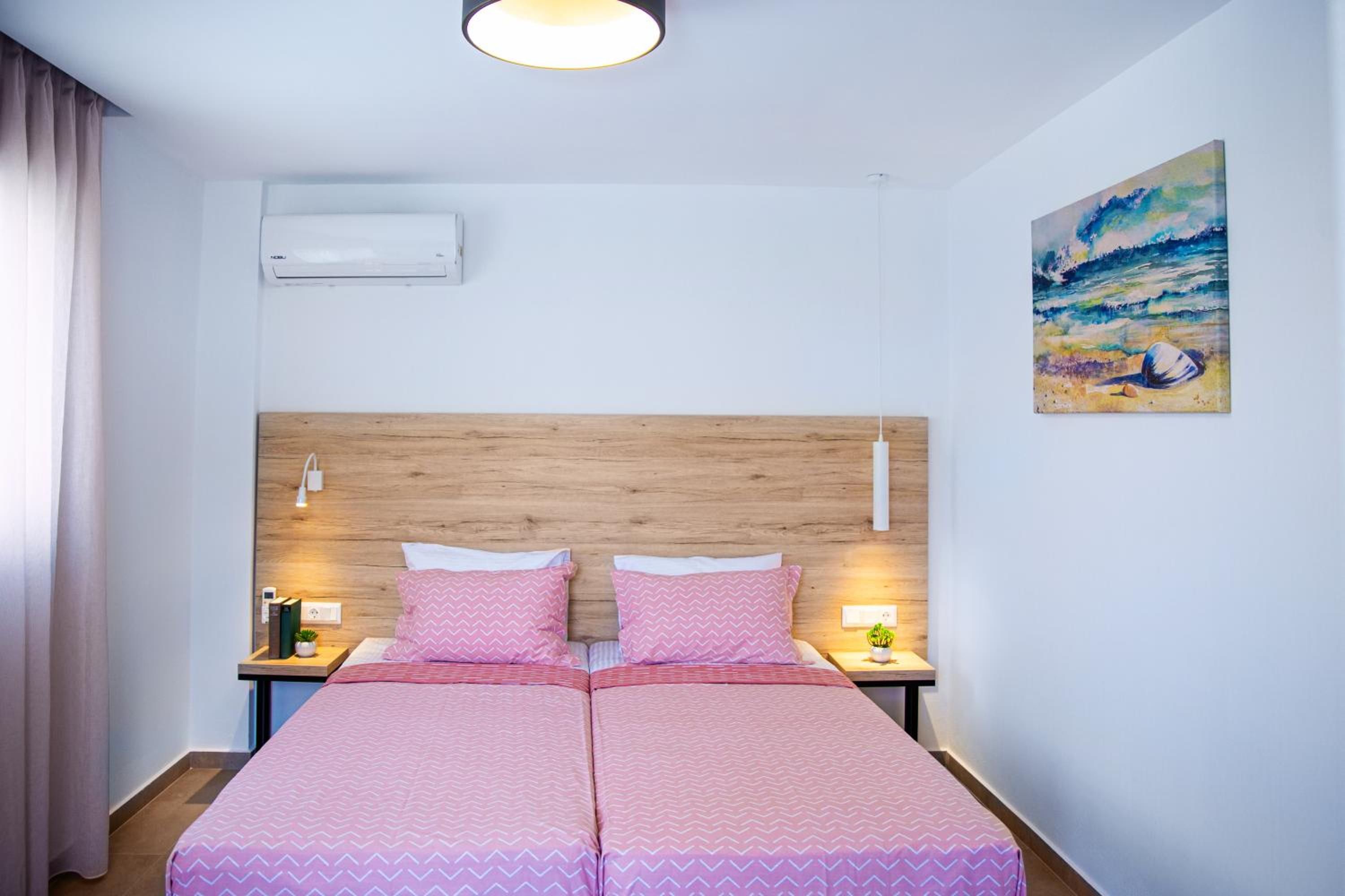 Three-Bedroom Villa photo 1