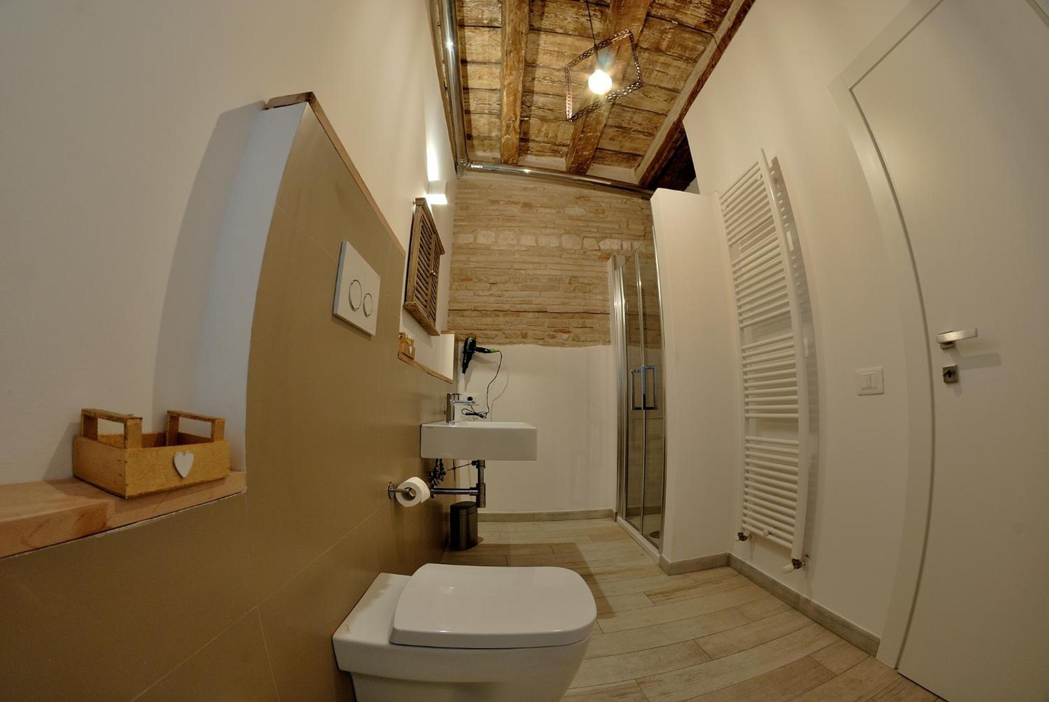 Deluxe Double Room - Photo 5