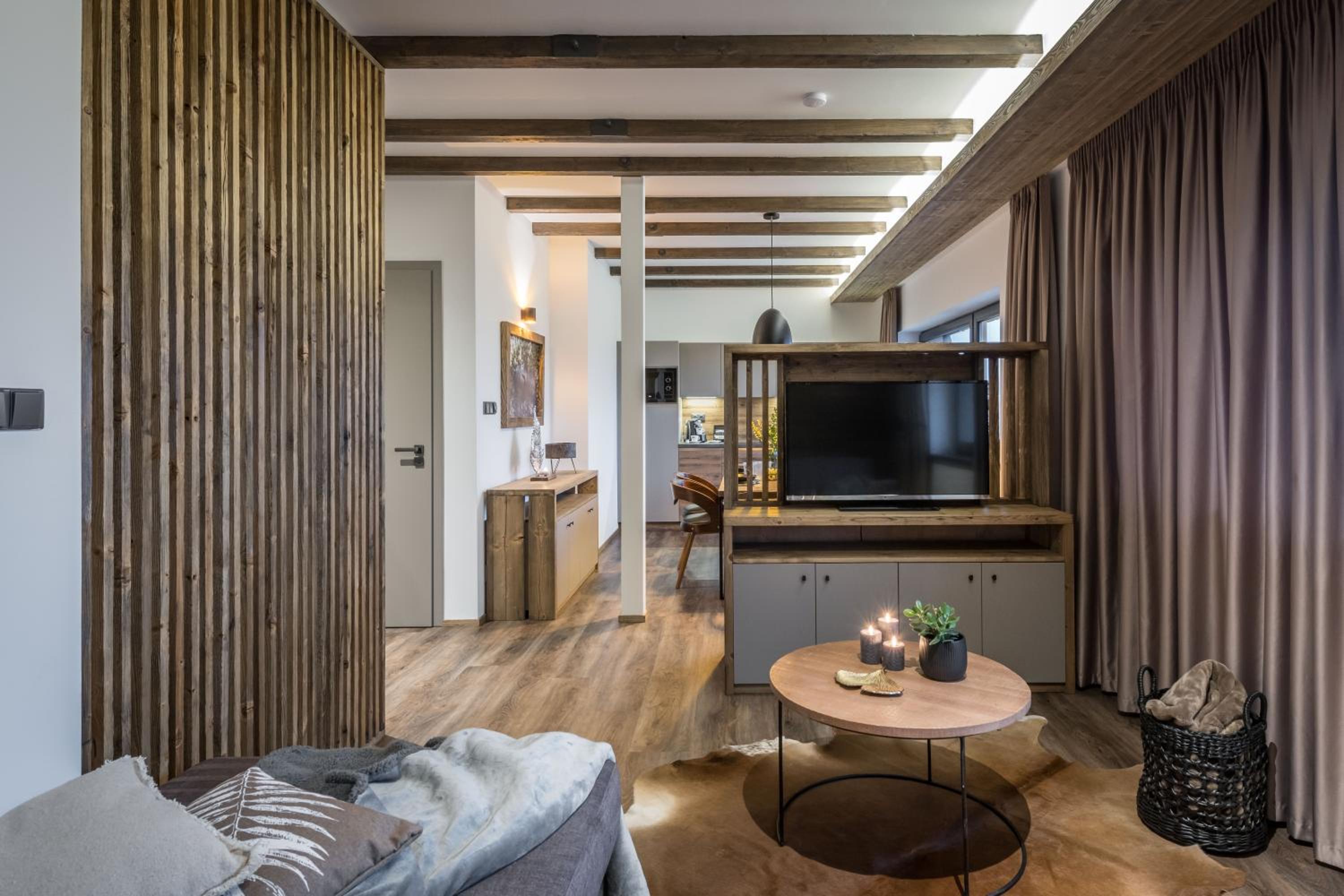 Maisonette photo 1
