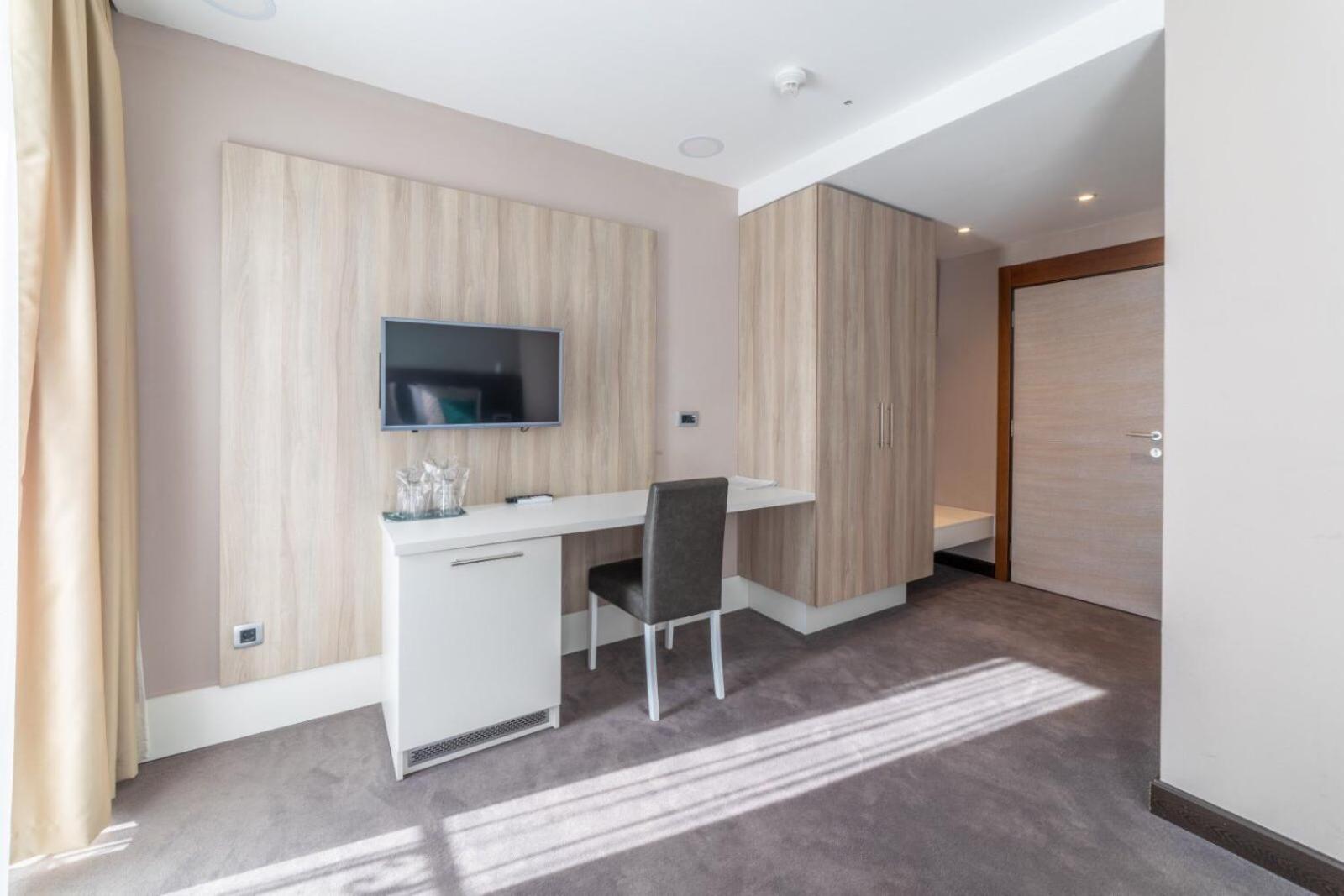 Deluxe Single Room