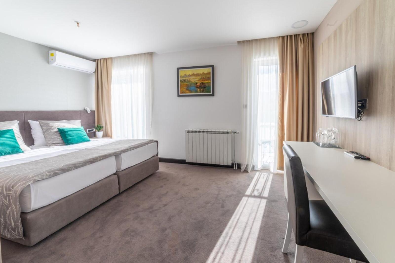 Deluxe Single Room