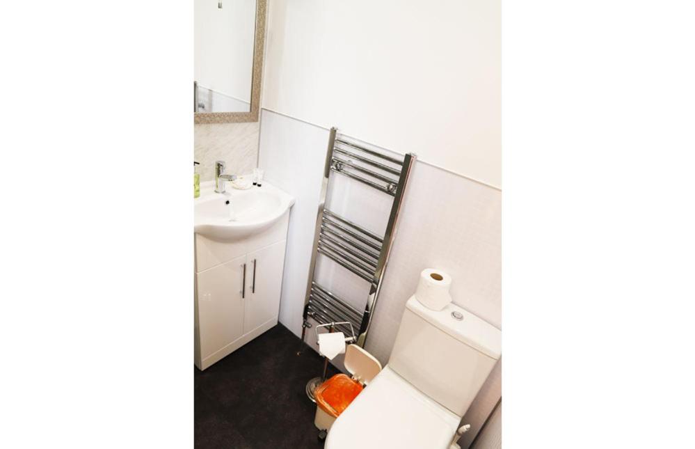 #12 Small Twin Room photo 2