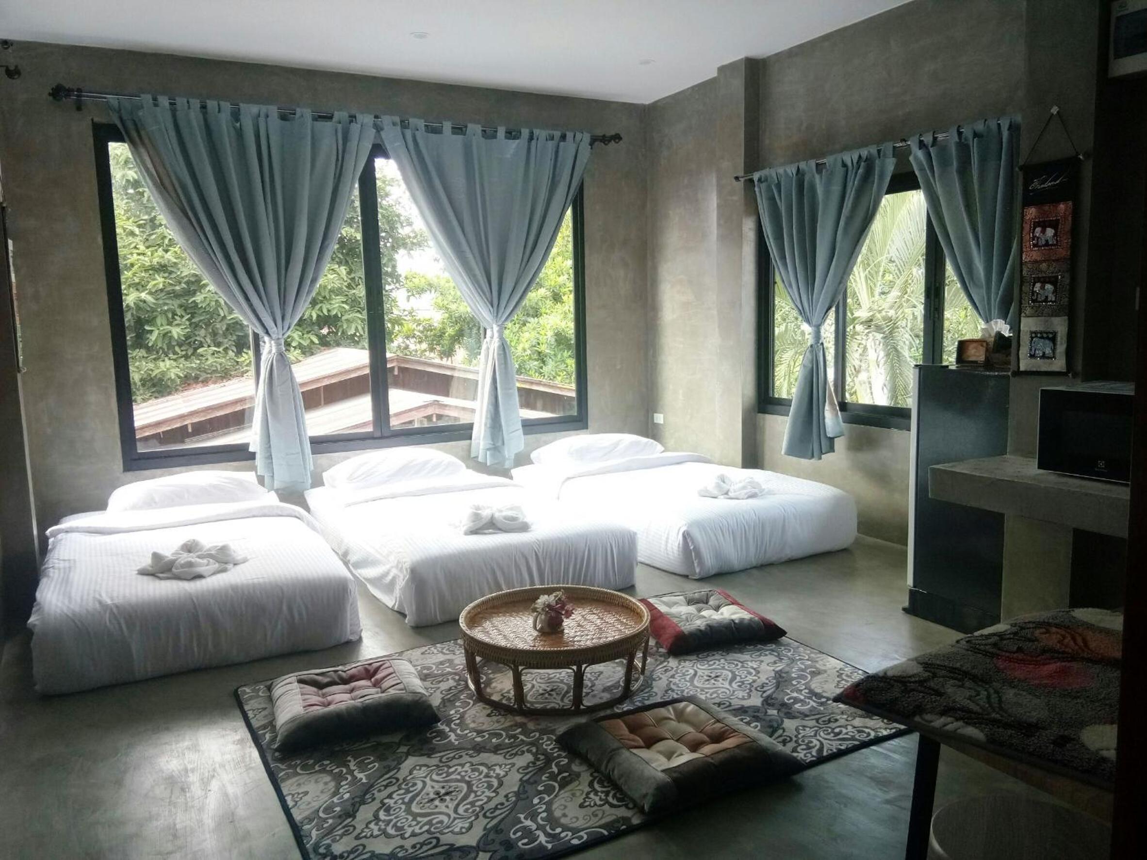 Triple Room with Private Bathroom photo 1