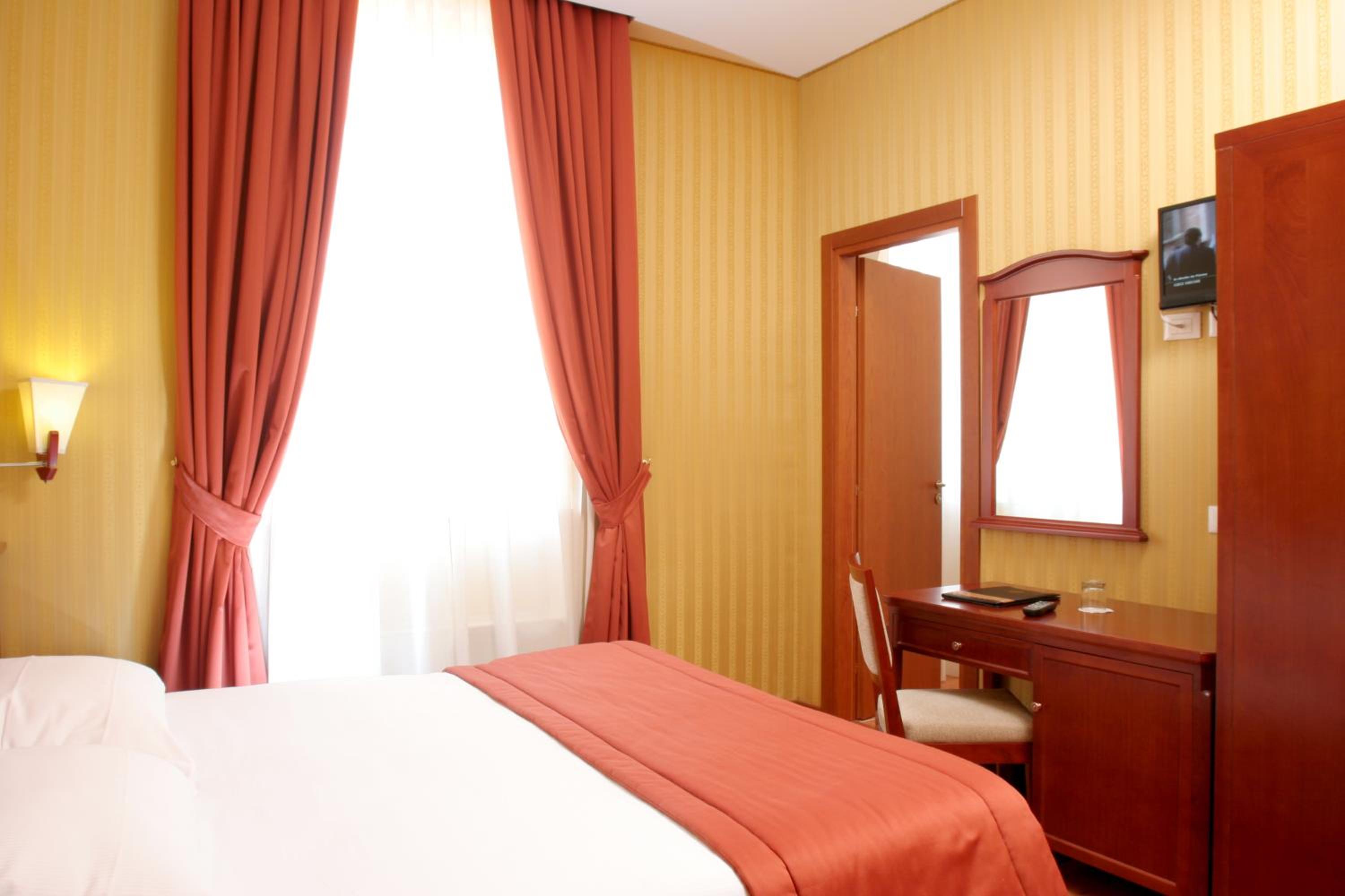 Small Double Room