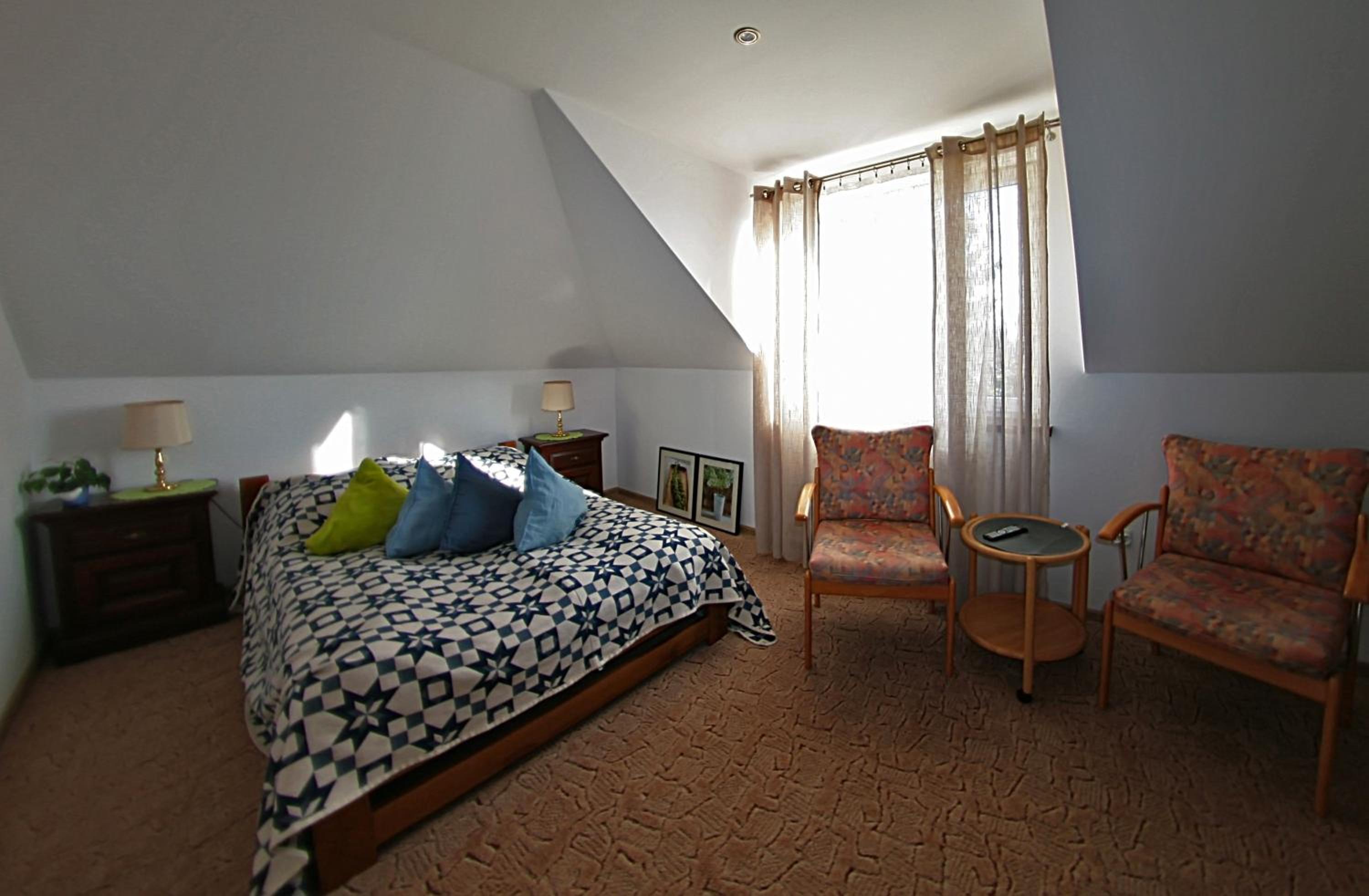 Large Double Room photo 3