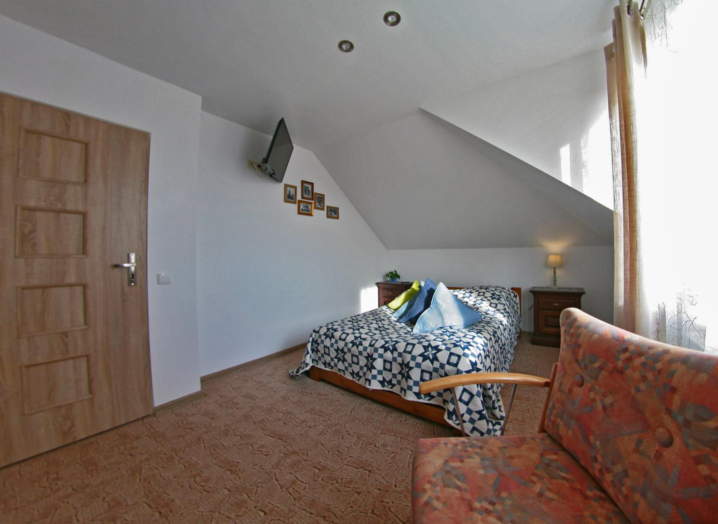 Large Double Room photo 1