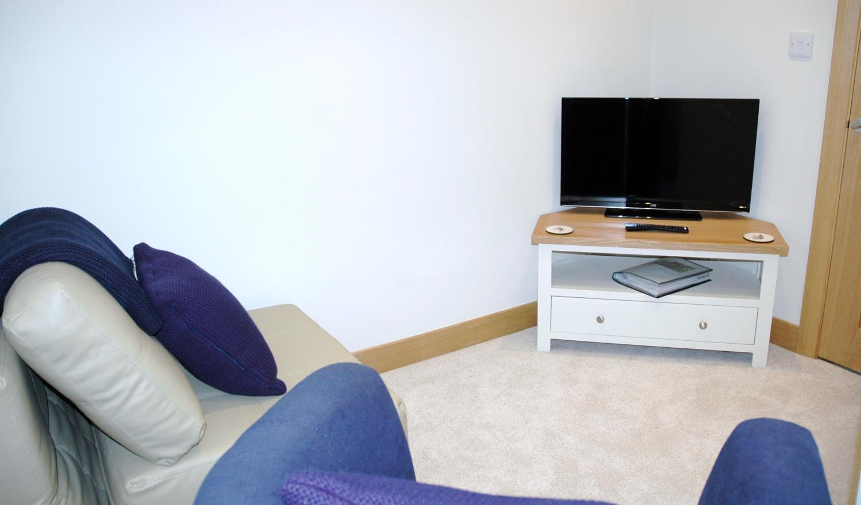 Studio Apartment photo 2