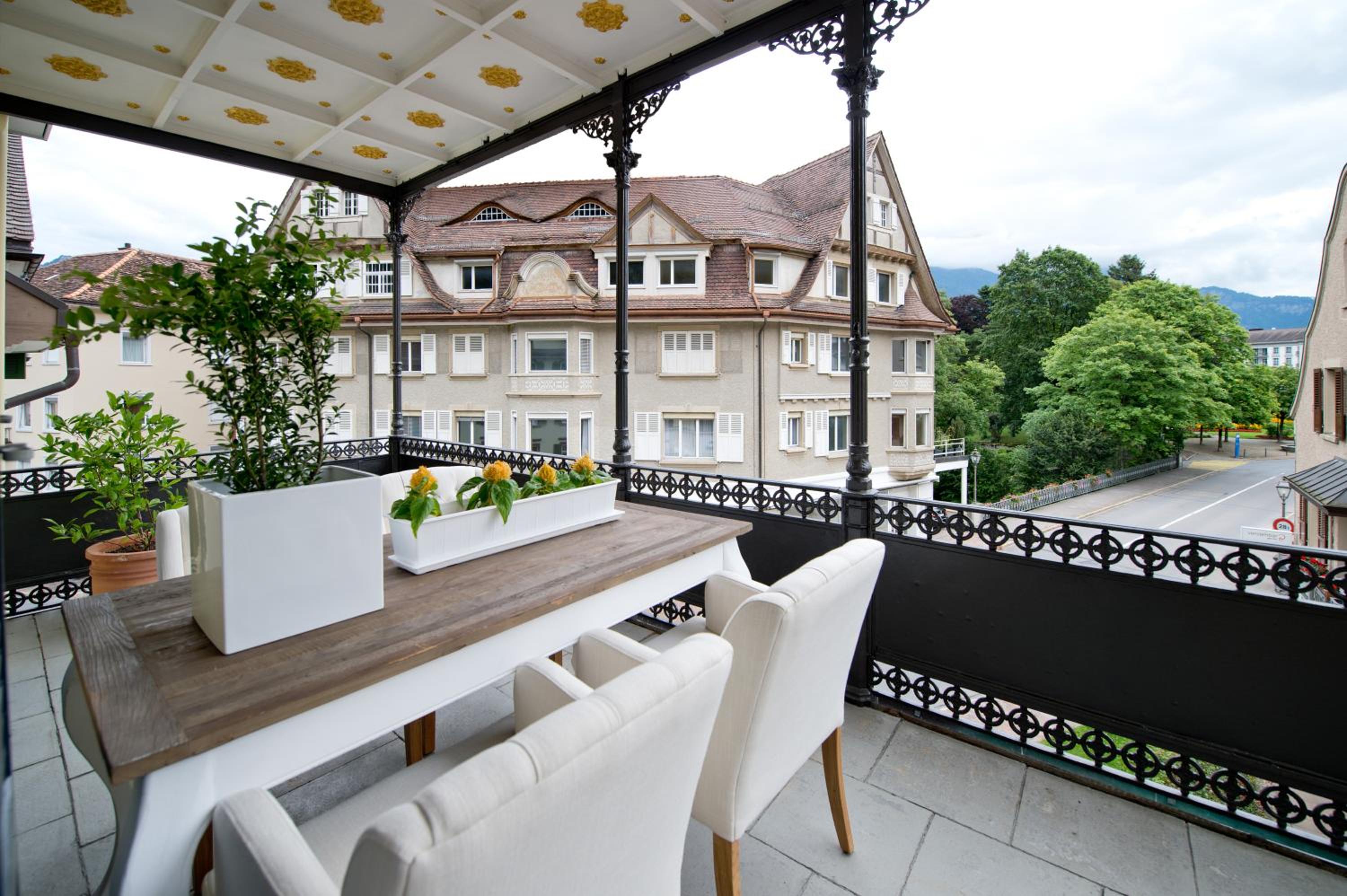 Double Room with Balcony - Photo 2