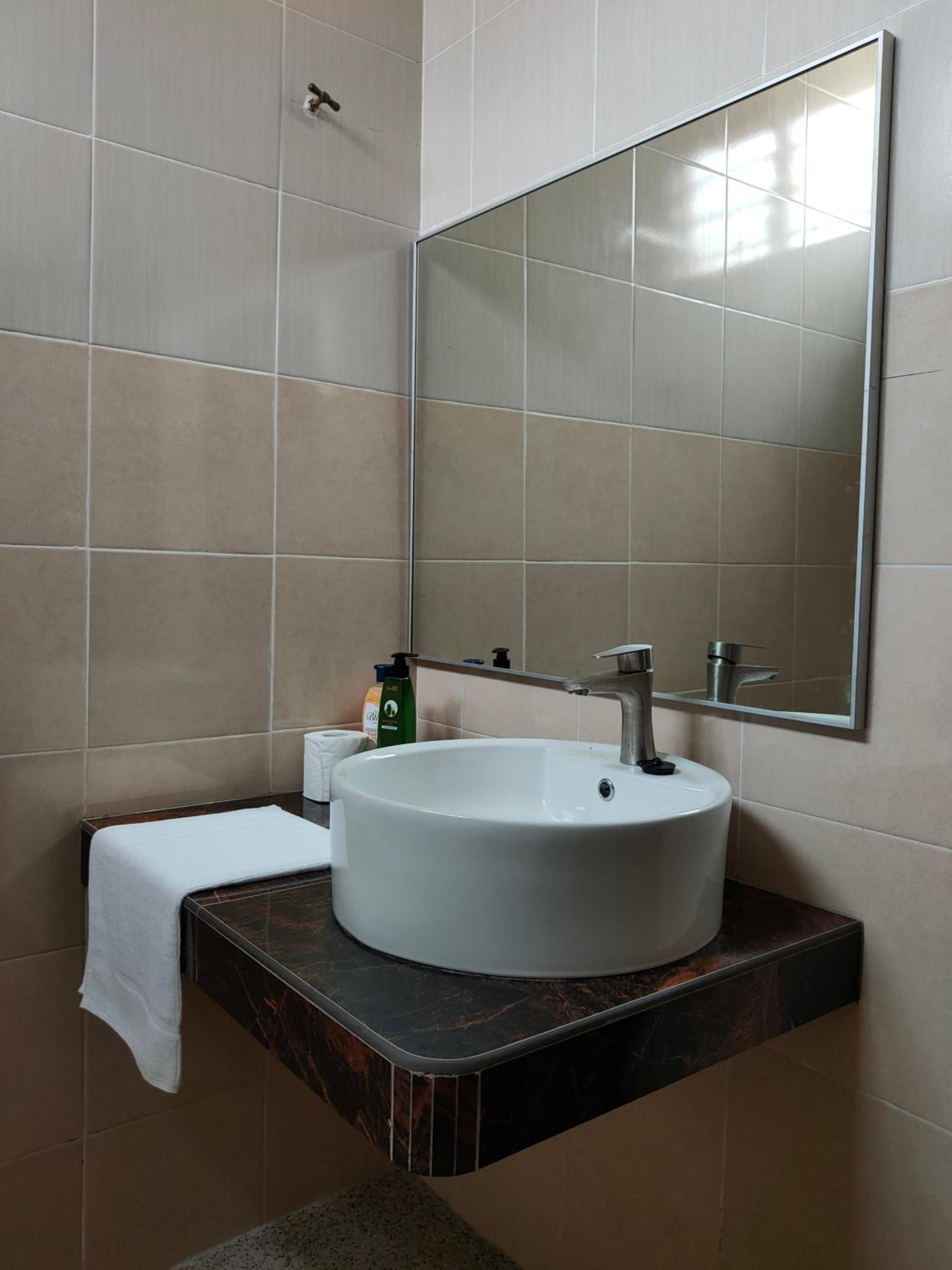 Deluxe Twin Room - Photo 5