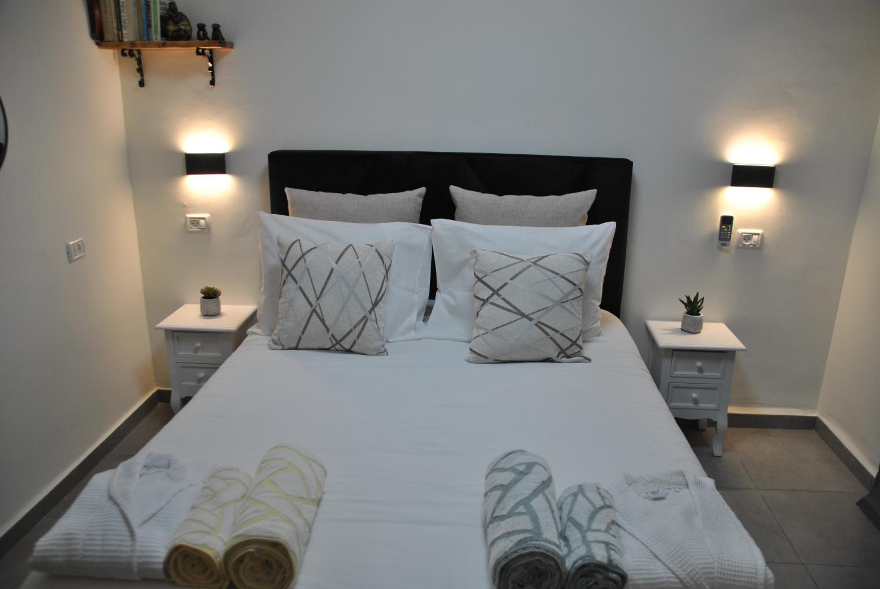 Deluxe Double Room - Photo 2