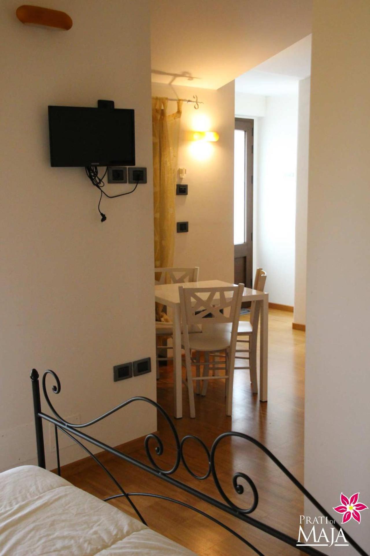 Family Room with Terrace - Photo 15
