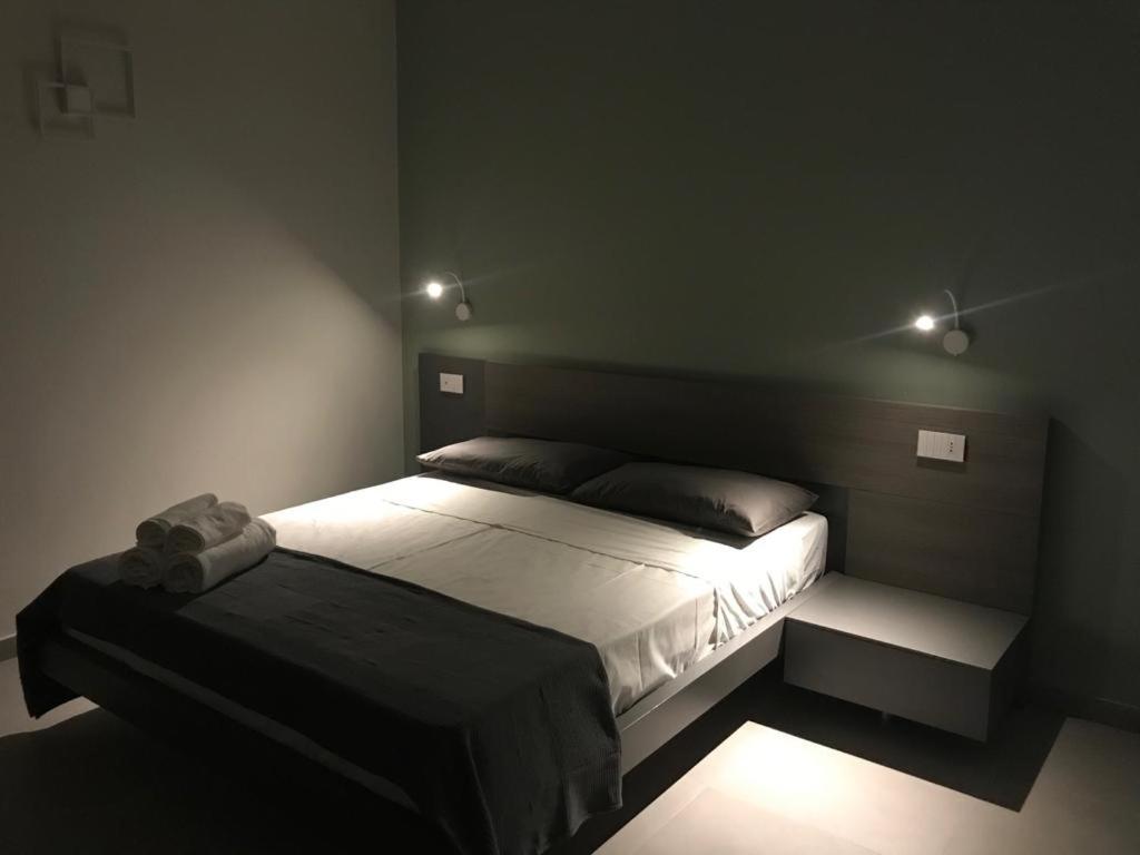 Deluxe Room - Photo 5