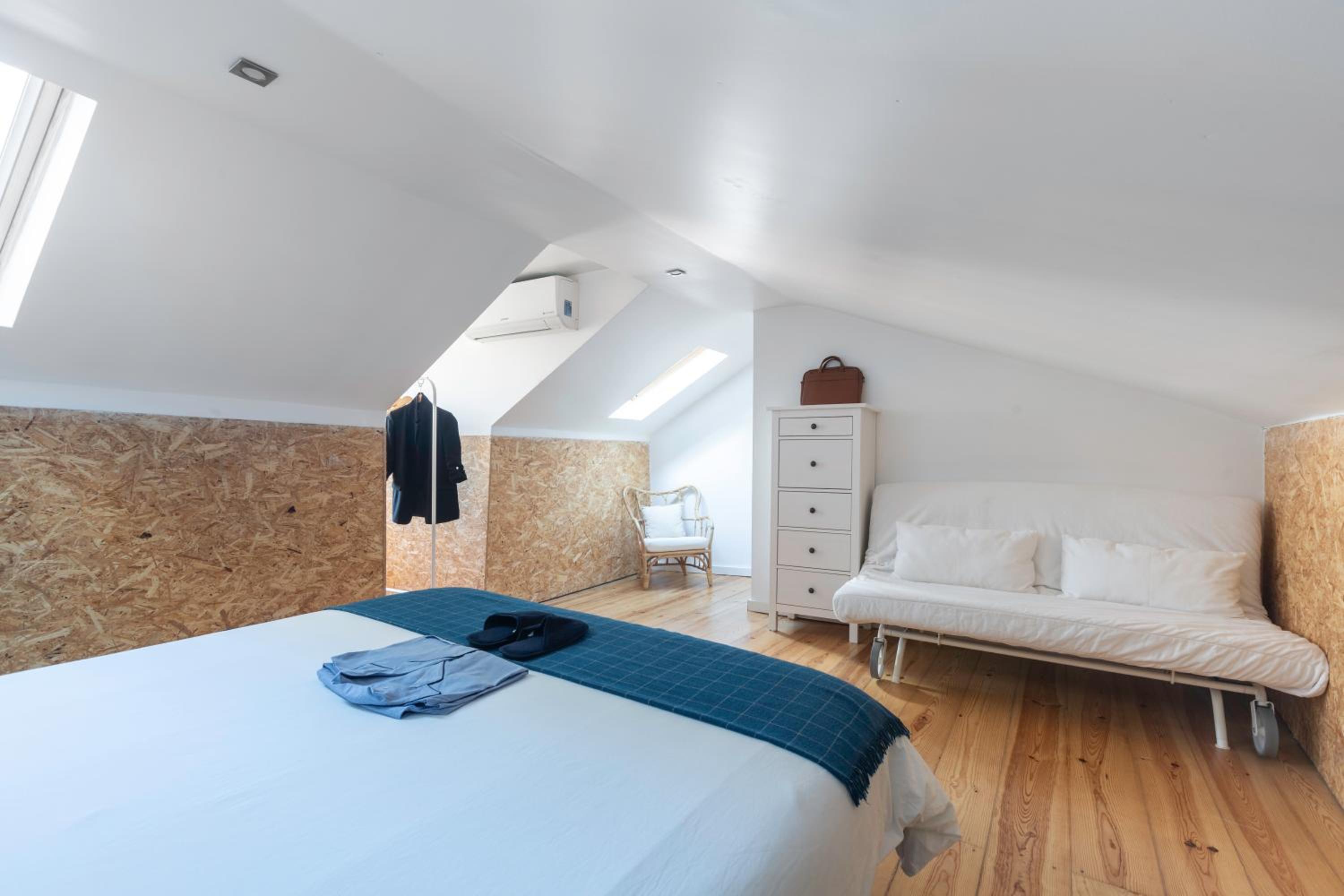 Duplex Studio with Kitchen and Sofa Bed photo 3