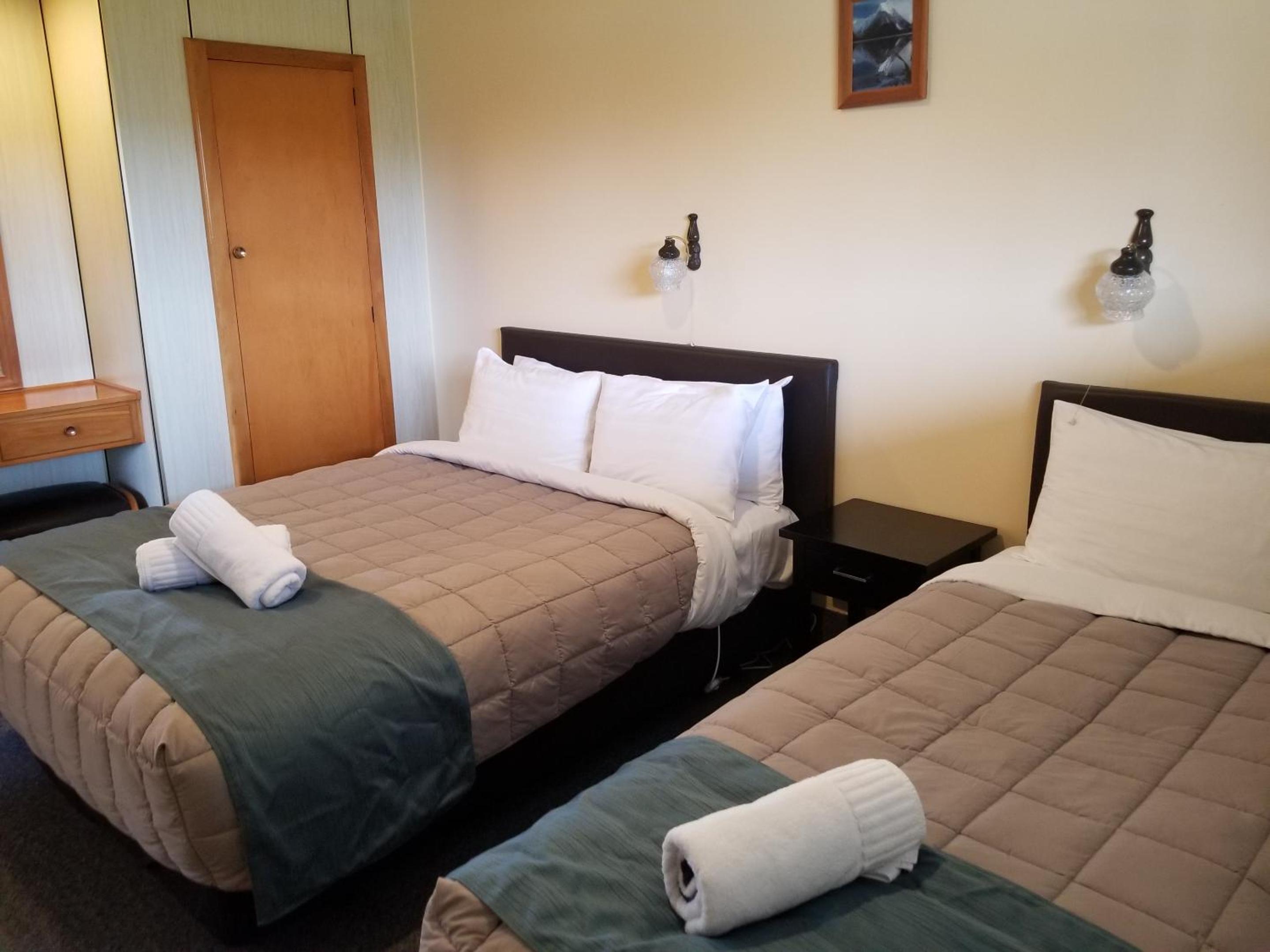 Superior One-Bedroom Apartment photo 2