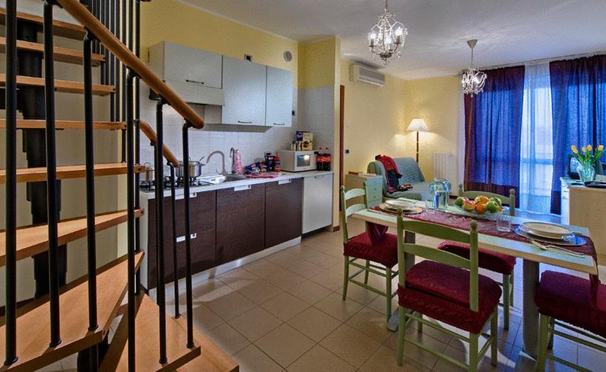 Three-Bedroom Apartment photo 2
