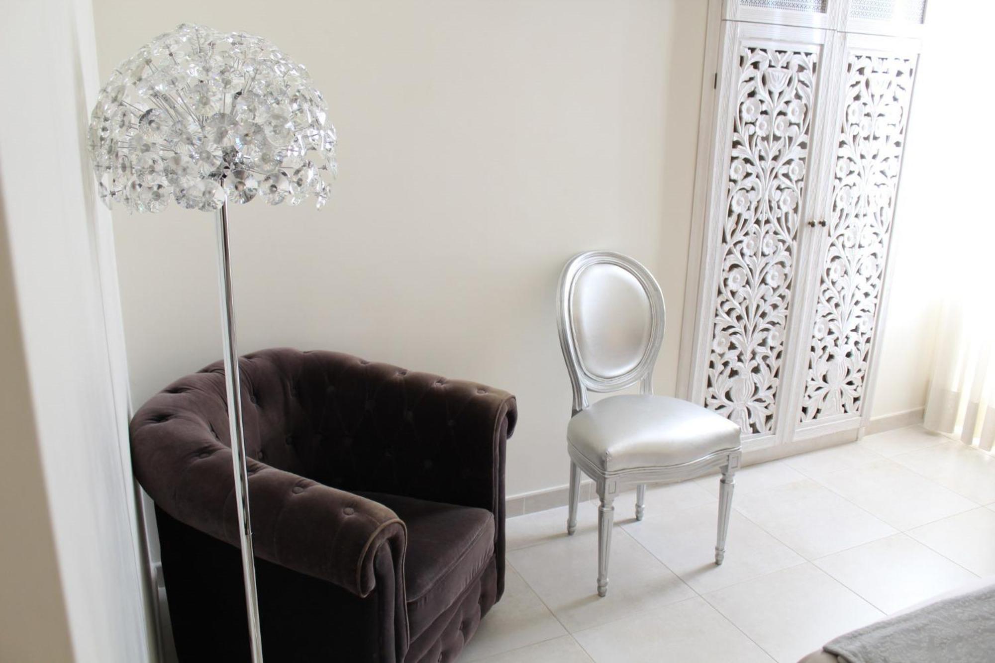 Deluxe Room - Photo 4