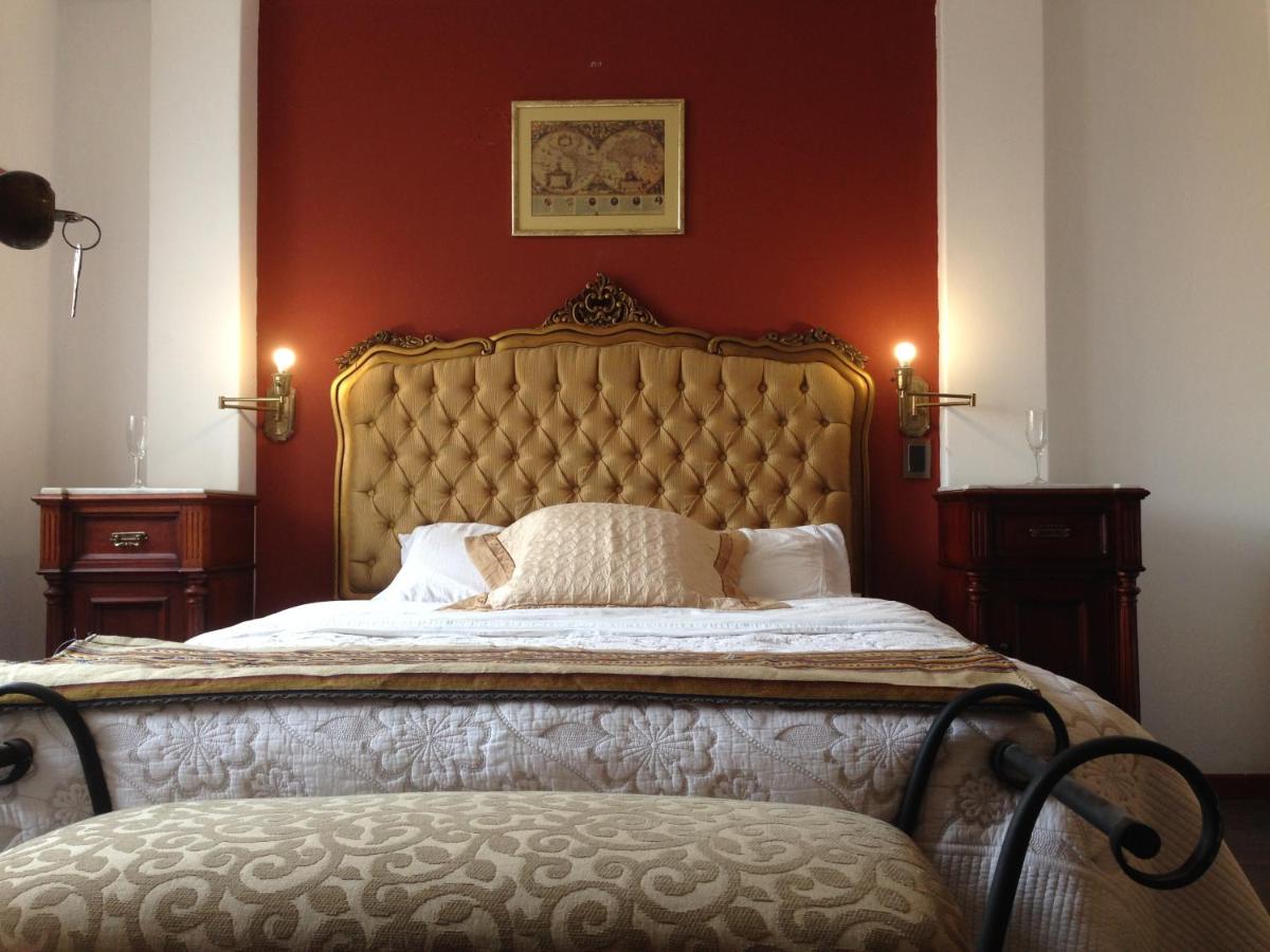 Standard Queen Room photo 3