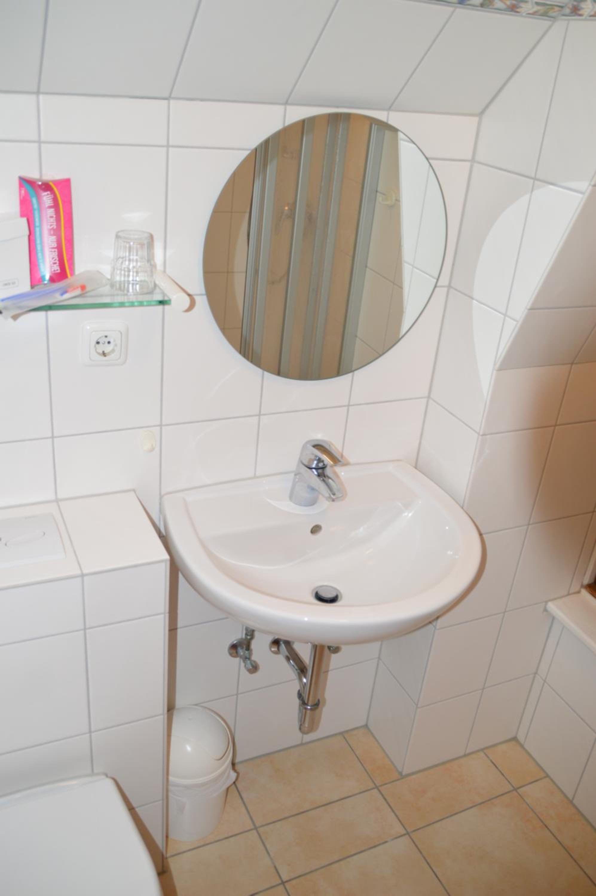 Double Room - Photo 4