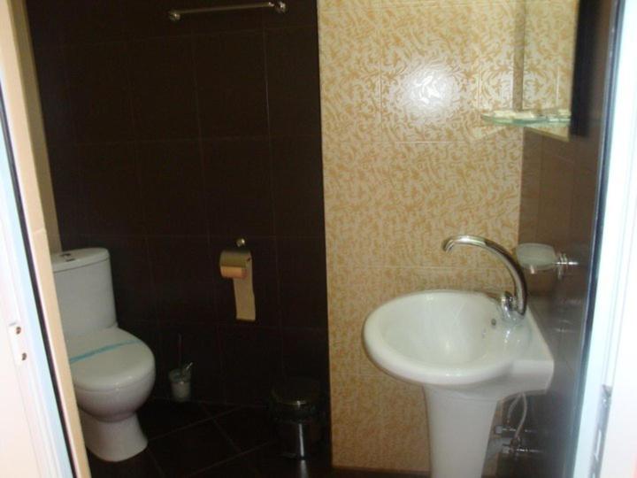 Large Double Room photo 3