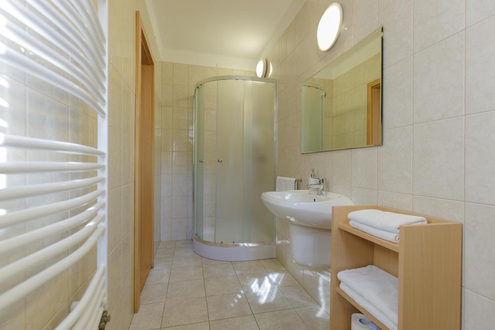 Standard Double or Twin Room photo 2