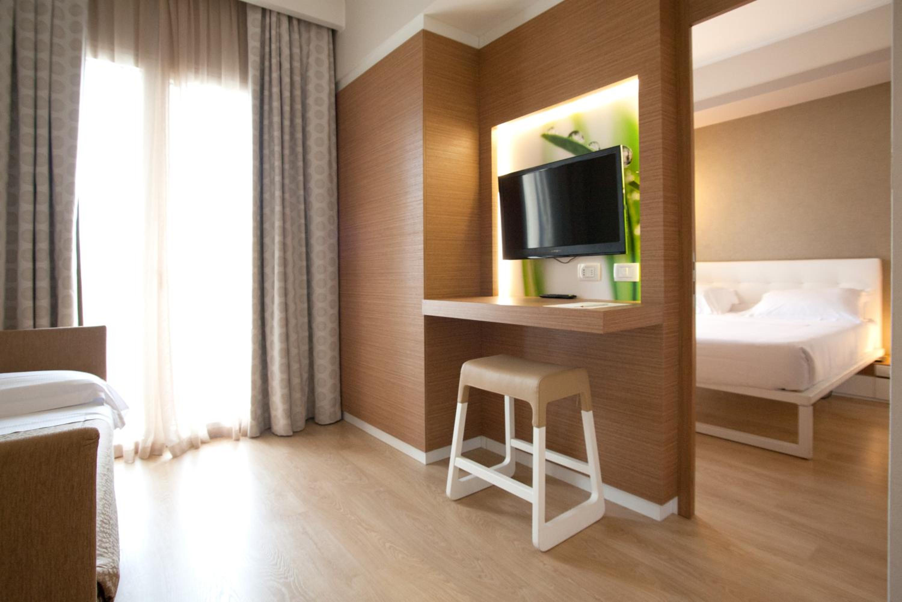 Suite with Sea View - Photo 1
