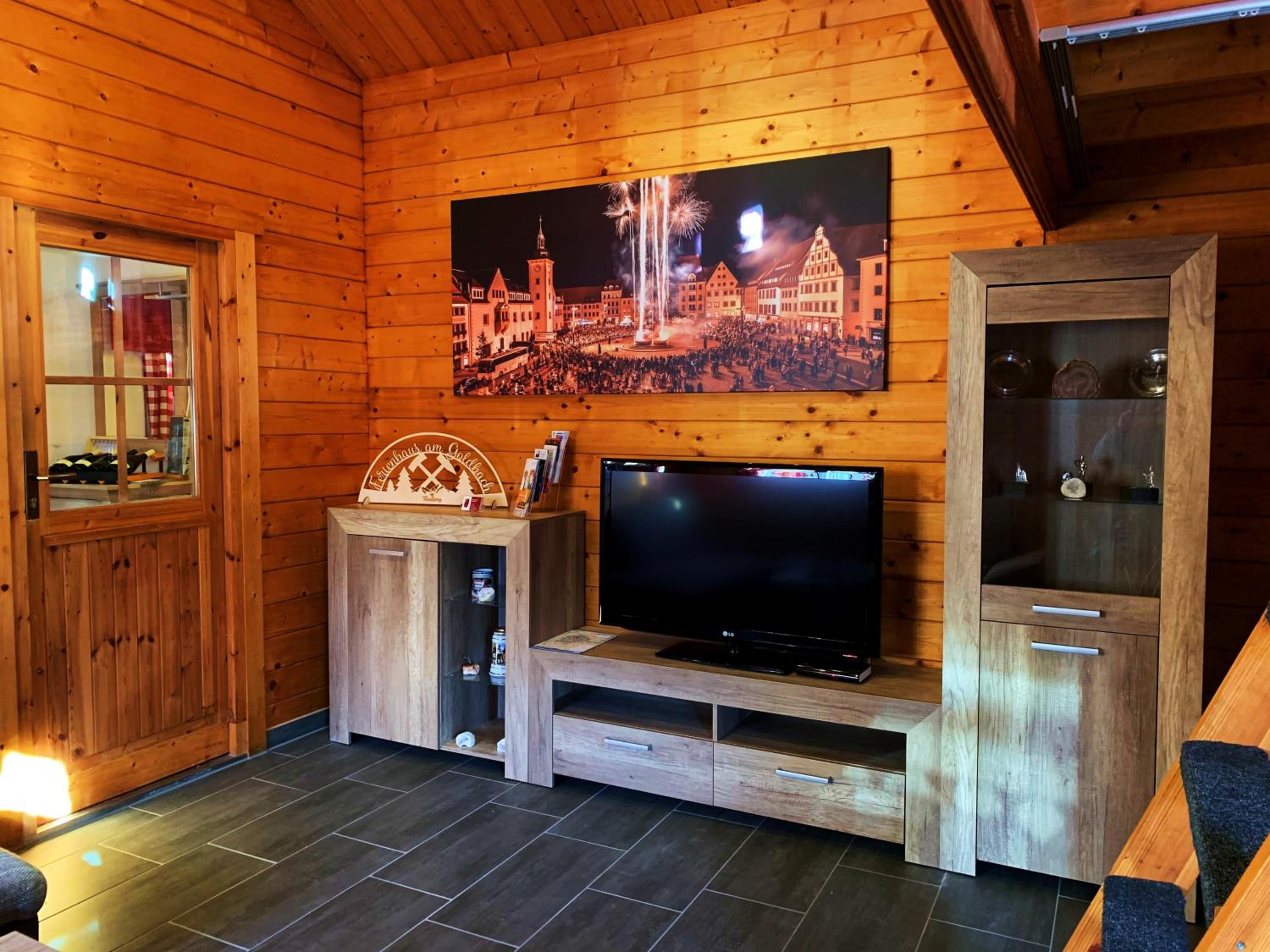 One-Bedroom House photo 1