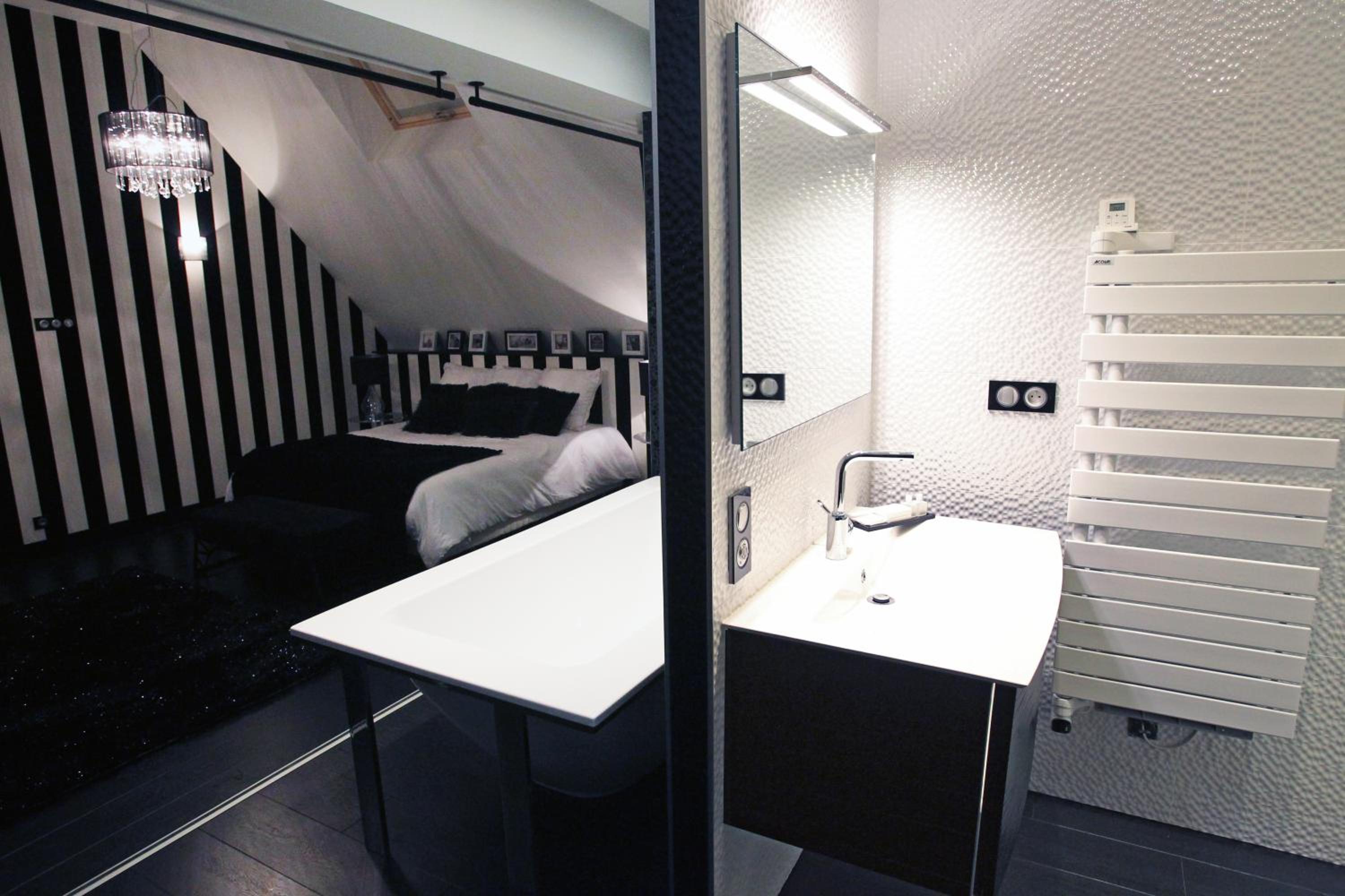 Deluxe Suite 2 - Photo 15