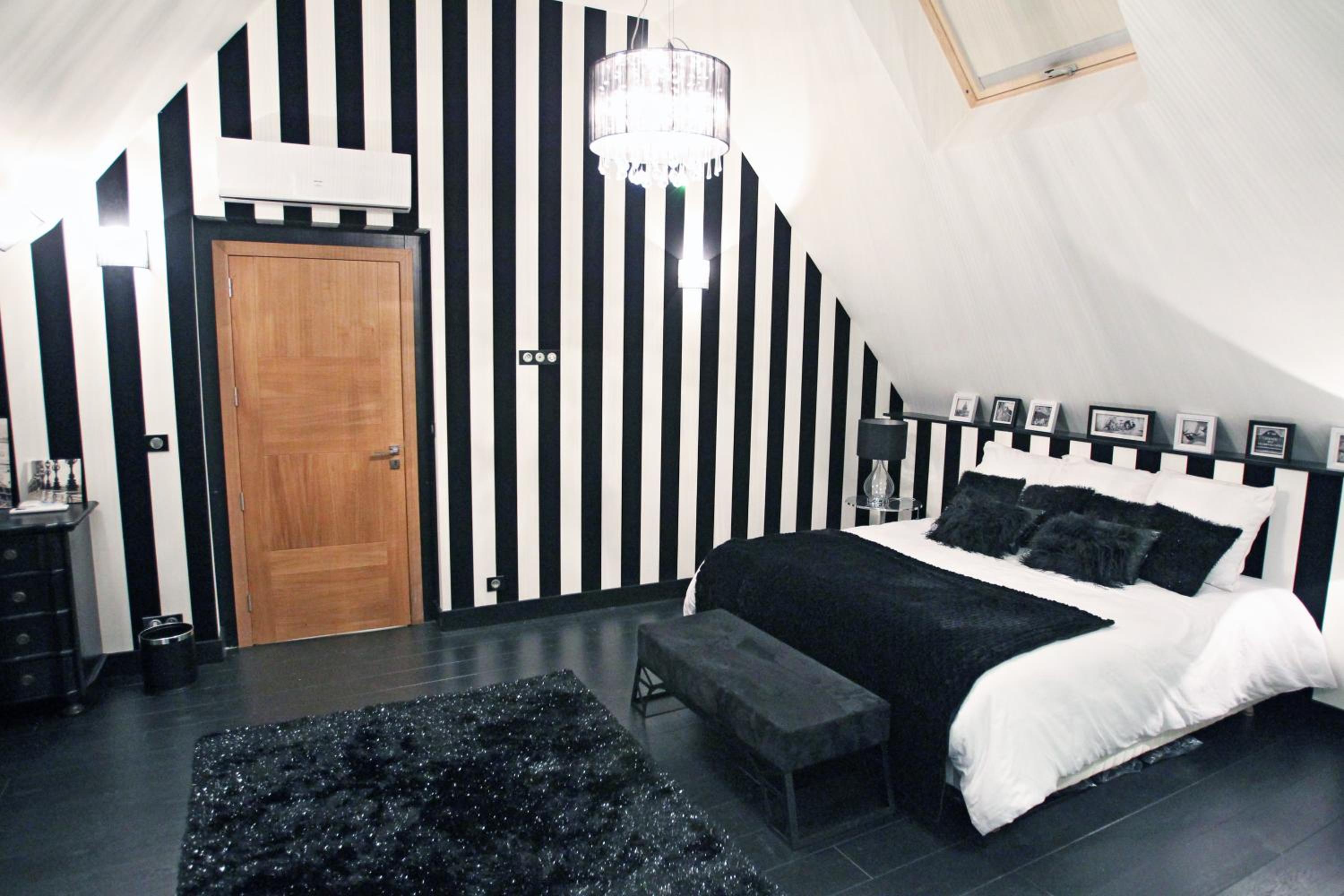 Deluxe Suite 2 - Photo 14