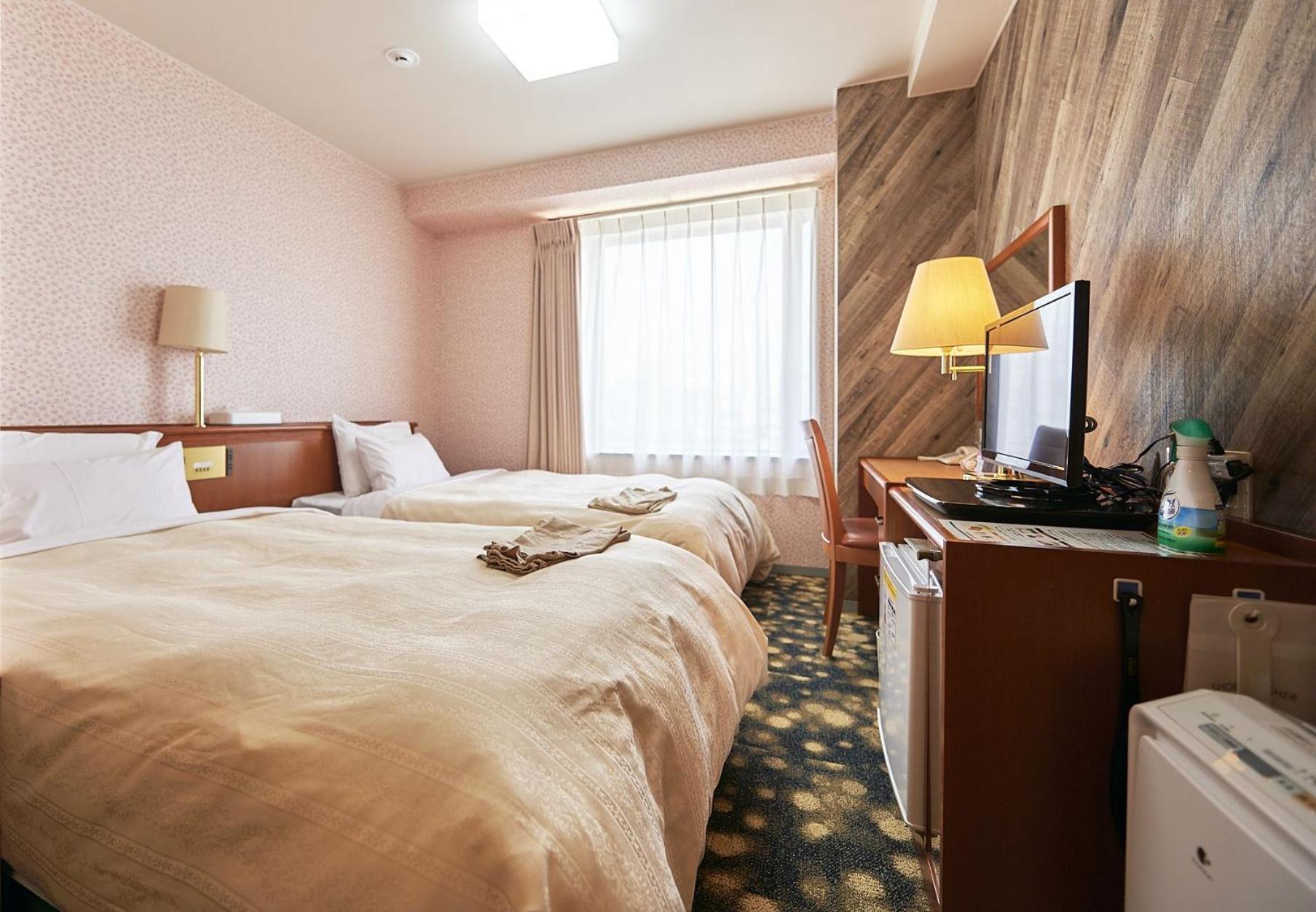 Standard Twin Room - Non-Smoking - Photo 1