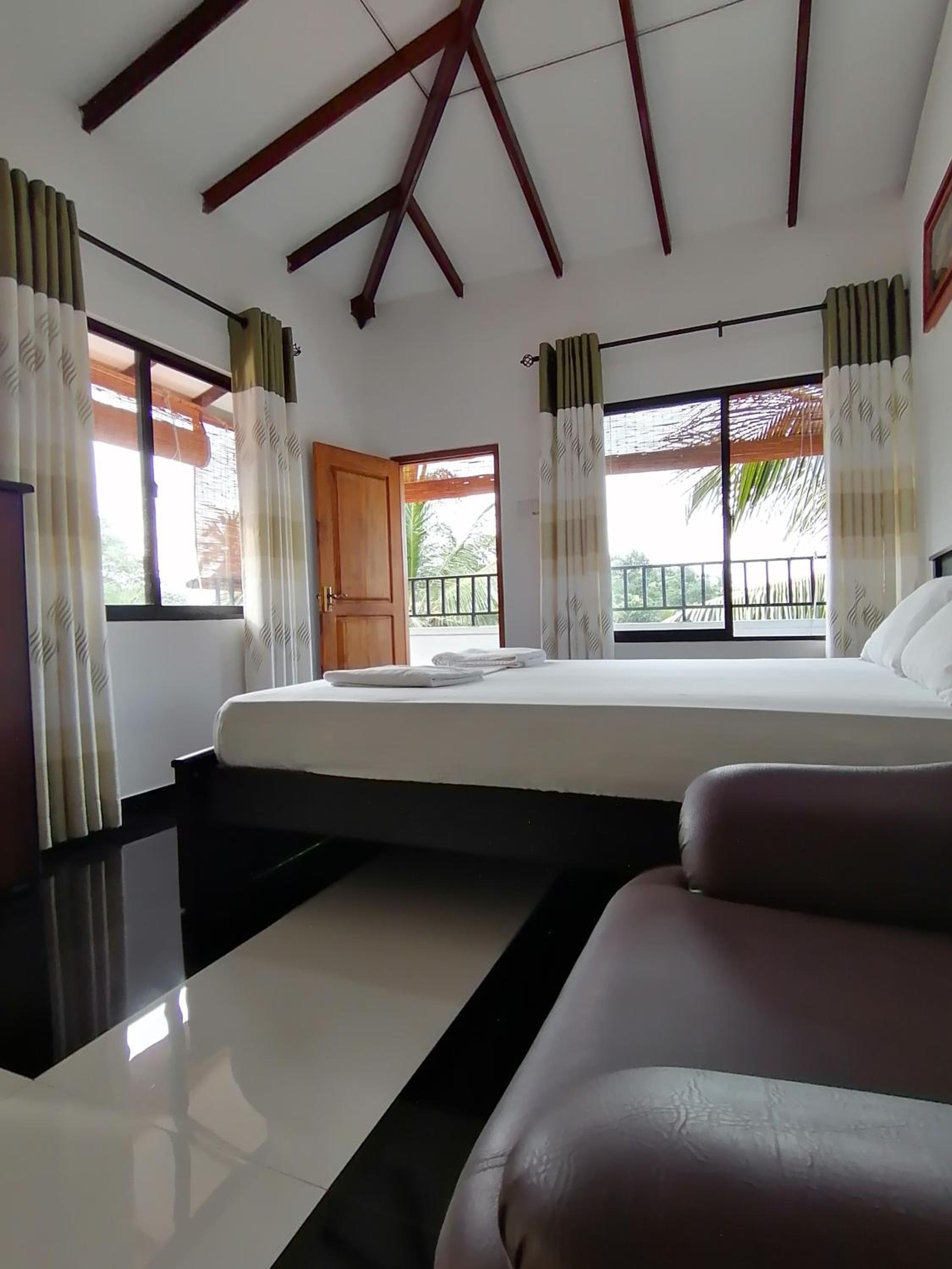 Deluxe Triple Room photo 1