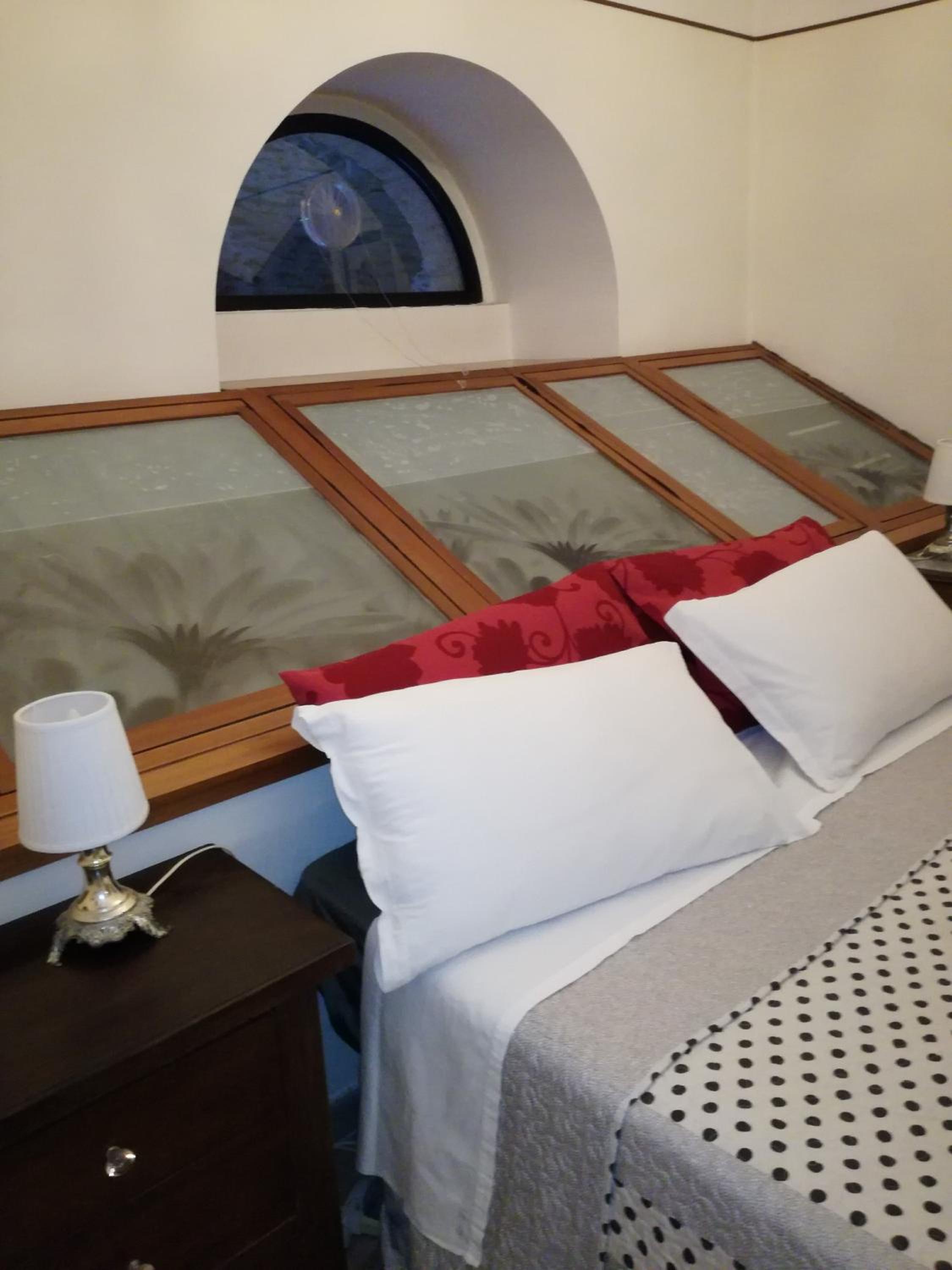 Standard King Room photo 1