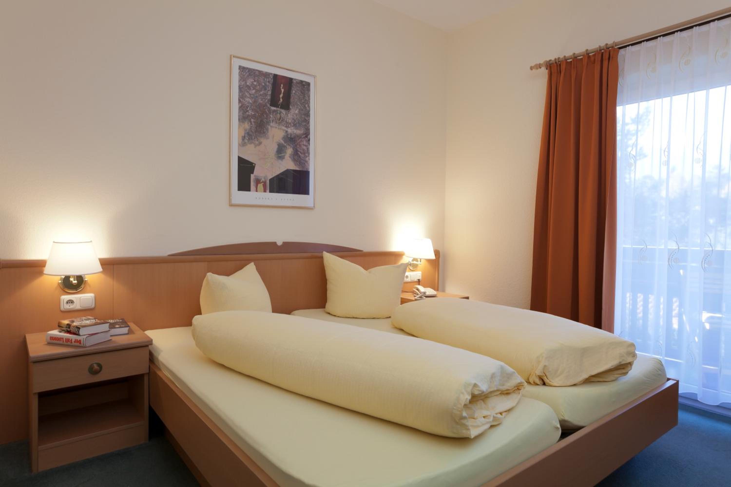Double Room with Balcony photo 3