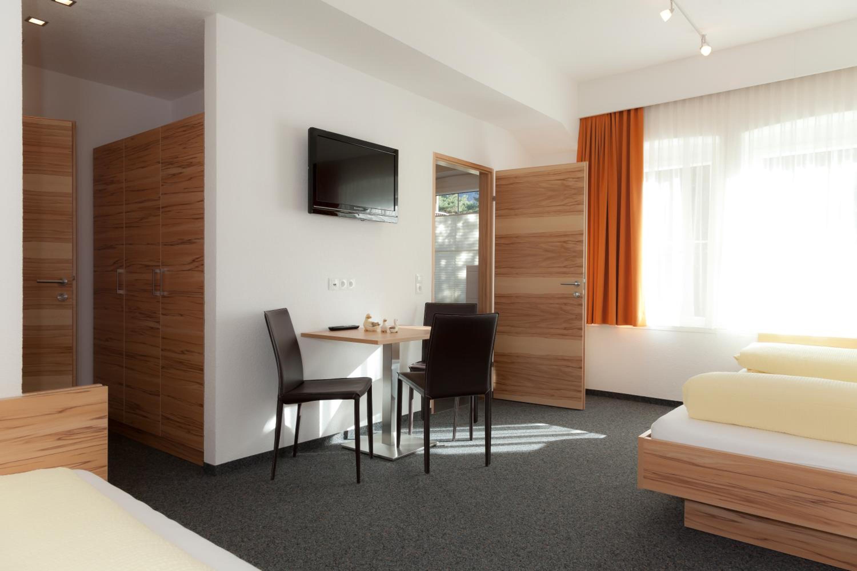 Quadruple Room photo 3